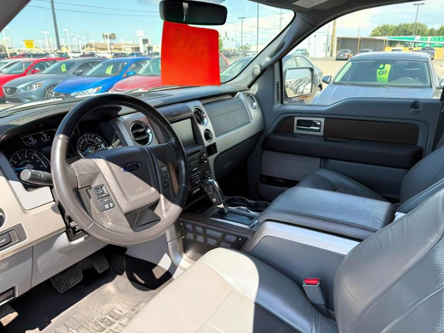 2013 Oxford White /Black Ford F-150 (1FTFW1ET3DK) with an EcoBoost 35L V-6 gasoline direct injection engine, Automatic transmission, located at 1175 N Woodruff Ave, Idaho Falls, ID, 83401, 43.506901, -111.999657 - At Timberline Auto, finding a great deal on your next vehicle is always easy! Our experienced sales staff's goal is to help find you the right vehicle at the right price! Our knowledgeable finance department has options for almost any credit score. We offer extended service contract options to prote - Photo#12