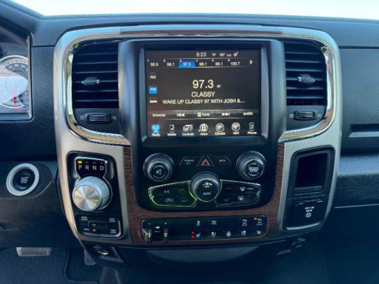 2017 Bright White Clearcoat /Black Ram 1500 Laramie Crew Cab 4x4 5'7 Box (1C6RR7NTXHS) with an HEMI 5.7L V-8 variable valve control engine, AUTOMATIC transmission, located at 1235 N Woodruff Ave., Idaho Falls, 83401, (208) 523-1053, 43.507172, -112.000488 - At Timberline Auto, finding a great deal on your next vehicle is always easy! Our experienced sales staff's goal is to help find you the right vehicle at the right price! Our knowledgeable finance department has options for almost any credit score. We offer extended service contract options to prote - Photo#15