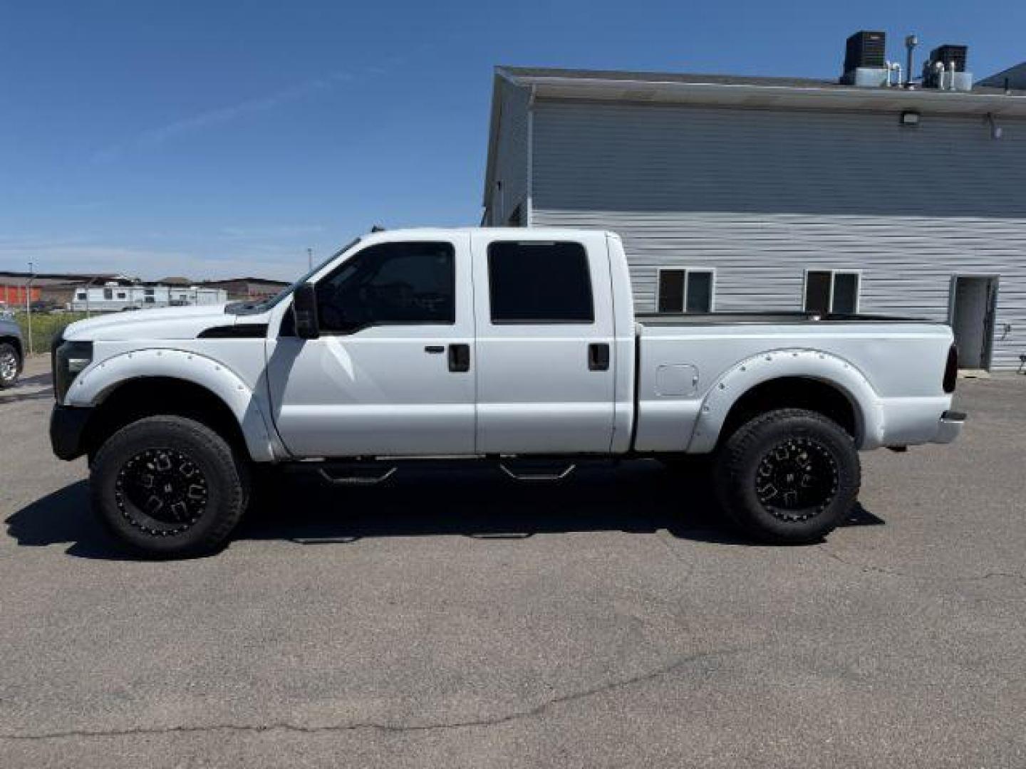 2012 Oxford White /Steel Ford F-250 XLT (1FT7W2BT7CE) with an Powerstroke 6.7L V-8 diesel direct injection engine, AUTOMATIC transmission, located at 1235 N Woodruff Ave., Idaho Falls, 83401, (208) 523-1053, 43.507172, -112.000488 - At Timberline Auto, finding a great deal on your next vehicle is always easy! Our experienced sales staff's goal is to help find you the right vehicle at the right price! Our knowledgeable finance department has options for almost any credit score. We offer extended service contract options to prote - Photo#1