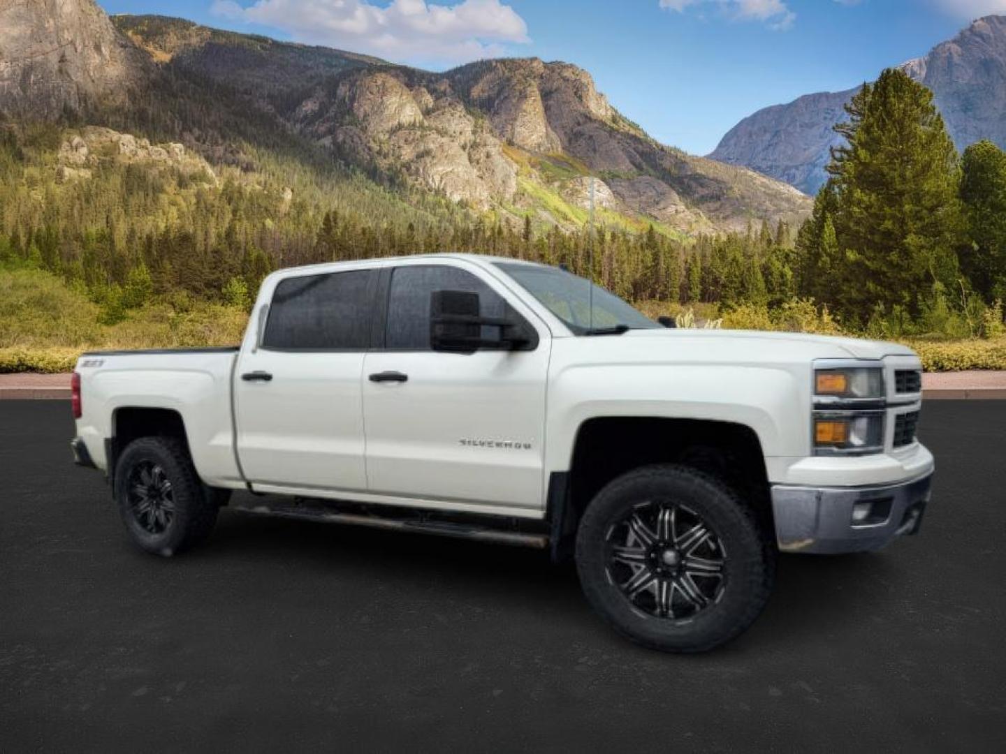 2014 WHITE /Jet Black Chevrolet Silverado 1500 2LT (3GCUKREC8EG) with an EcoTec3 5.3L V-8 gasoline direct injection engine, AUTOMATIC transmission, located at 1235 N Woodruff Ave., Idaho Falls, 83401, (208) 523-1053, 43.507172, -112.000488 - At Timberline Auto, finding a great deal on your next vehicle is always easy! Our experienced sales staff's goal is to help find you the right vehicle at the right price! Our knowledgeable finance department has options for almost any credit score. We offer extended service contract options to prote - Photo#0