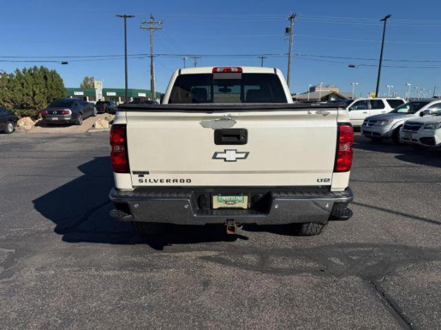 2014 WHITE /Jet Black Chevrolet Silverado 1500 (3GCUKREC8EG) with an EcoTec3 53L V-8 gasoline direct injection engine, Automatic transmission, located at 1175 N Woodruff Ave, Idaho Falls, ID, 83401, 43.506901, -111.999657 - At Timberline Auto, finding a great deal on your next vehicle is always easy! Our experienced sales staff's goal is to help find you the right vehicle at the right price! Our knowledgeable finance department has options for almost any credit score. We offer extended service contract options to prote - Photo#26