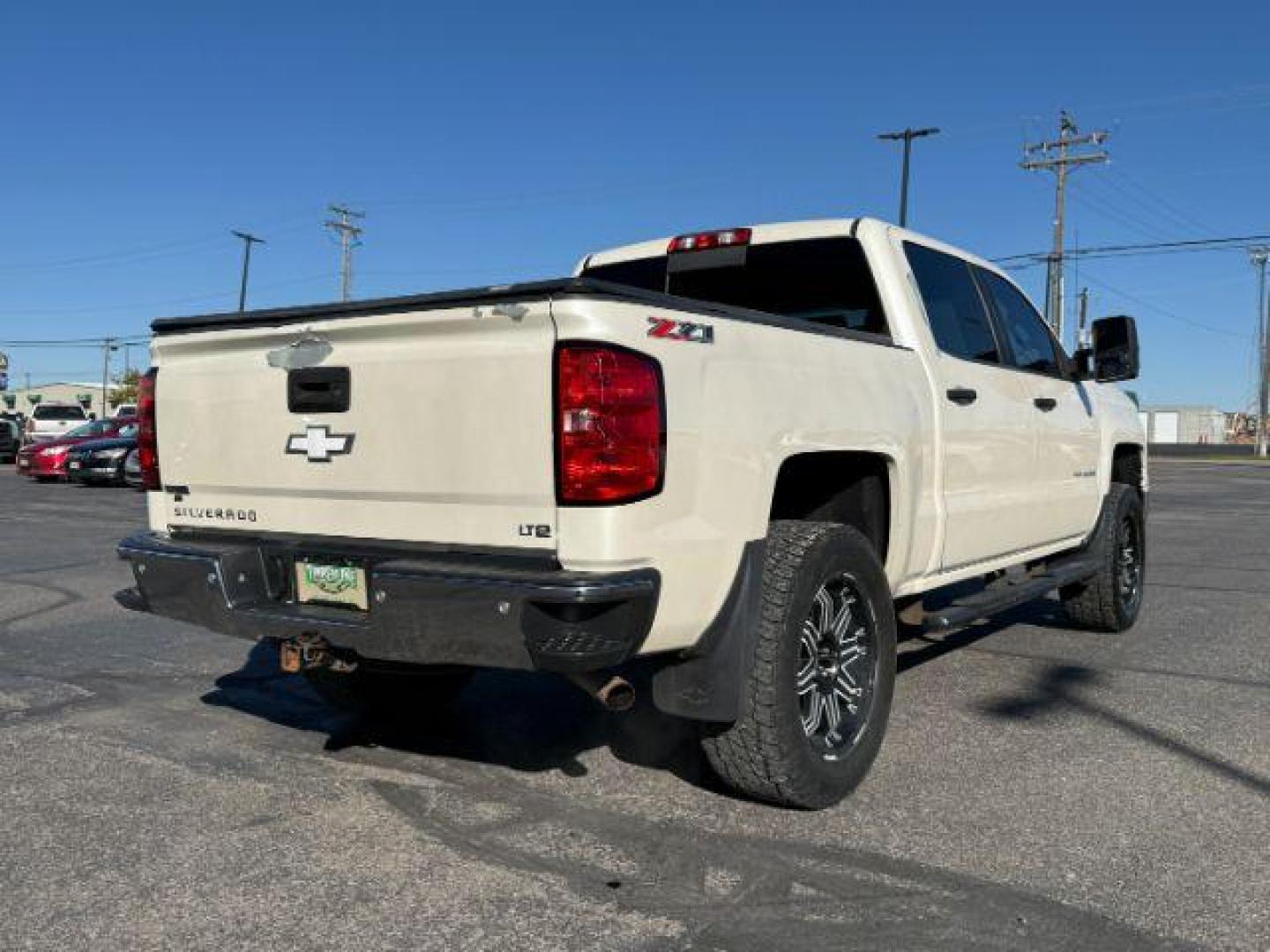 2014 WHITE /Jet Black Chevrolet Silverado 1500 (3GCUKREC8EG) with an EcoTec3 53L V-8 gasoline direct injection engine, Automatic transmission, located at 1175 N Woodruff Ave, Idaho Falls, ID, 83401, 43.506901, -111.999657 - At Timberline Auto, finding a great deal on your next vehicle is always easy! Our experienced sales staff's goal is to help find you the right vehicle at the right price! Our knowledgeable finance department has options for almost any credit score. We offer extended service contract options to prote - Photo#28