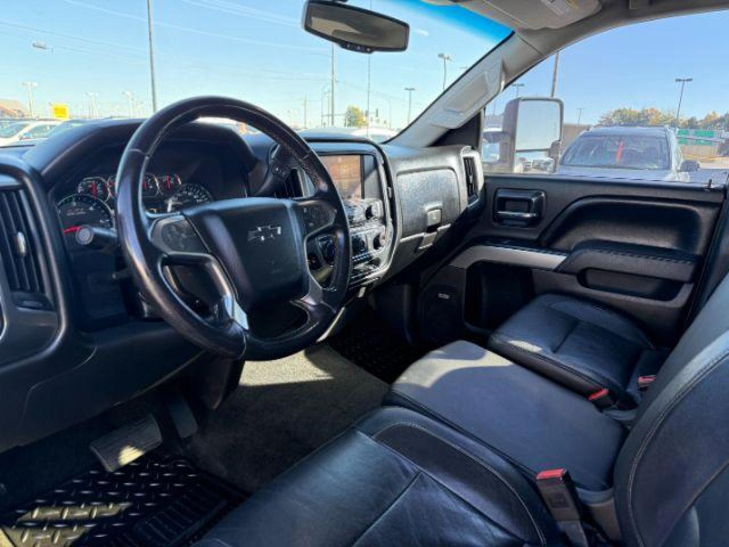 2014 WHITE /Jet Black Chevrolet Silverado 1500 (3GCUKREC8EG) with an EcoTec3 53L V-8 gasoline direct injection engine, Automatic transmission, located at 1175 N Woodruff Ave, Idaho Falls, ID, 83401, 43.506901, -111.999657 - At Timberline Auto, finding a great deal on your next vehicle is always easy! Our experienced sales staff's goal is to help find you the right vehicle at the right price! Our knowledgeable finance department has options for almost any credit score. We offer extended service contract options to prote - Photo#35