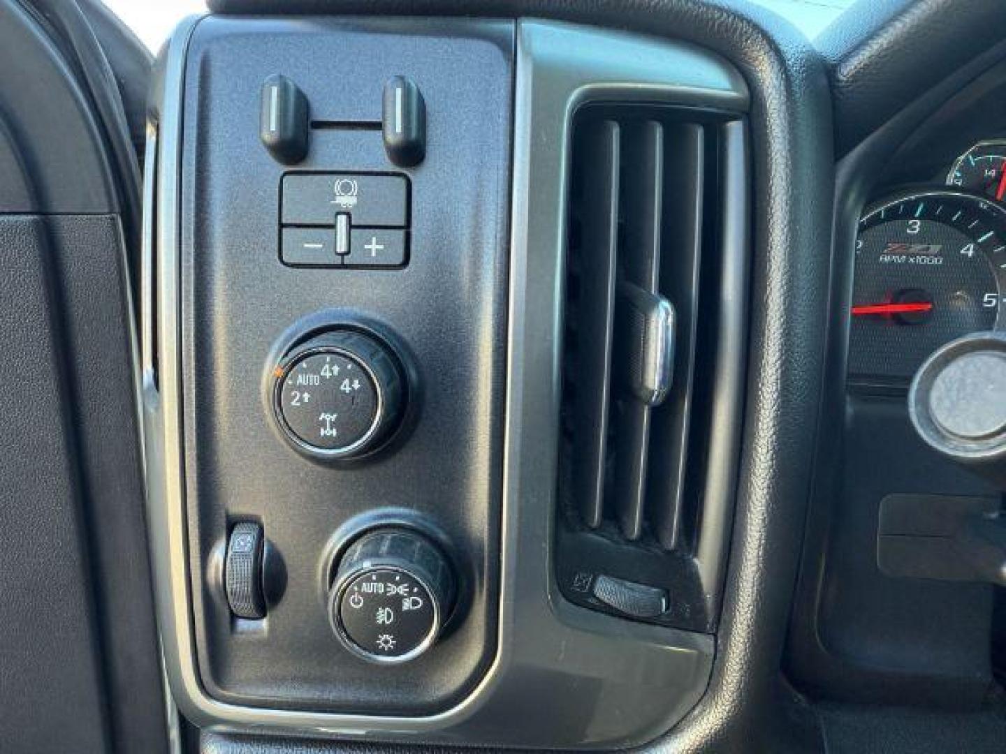 2014 WHITE /Jet Black Chevrolet Silverado 1500 (3GCUKREC8EG) with an EcoTec3 53L V-8 gasoline direct injection engine, Automatic transmission, located at 1175 N Woodruff Ave, Idaho Falls, ID, 83401, 43.506901, -111.999657 - At Timberline Auto, finding a great deal on your next vehicle is always easy! Our experienced sales staff's goal is to help find you the right vehicle at the right price! Our knowledgeable finance department has options for almost any credit score. We offer extended service contract options to prote - Photo#40