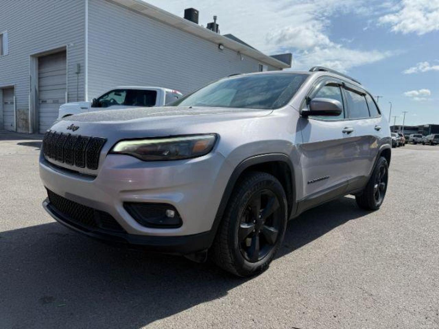 2019 GRAY /Black Jeep Cherokee (1C4PJMLX3KD) with an Pentastar 32L V-6 DOHC engine, Automatic transmission, located at 1175 N Woodruff Ave, Idaho Falls, ID, 83401, 43.506901, -111.999657 - At Timberline Auto, finding a great deal on your next vehicle is always easy! Our experienced sales staff's goal is to help find you the right vehicle at the right price! Our knowledgeable finance department has options for almost any credit score. We offer extended service contract options to prote - Photo#24