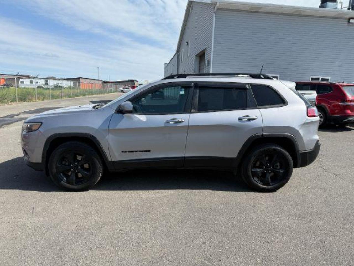 2019 GRAY /Black Jeep Cherokee (1C4PJMLX3KD) with an Pentastar 32L V-6 DOHC engine, Automatic transmission, located at 1175 N Woodruff Ave, Idaho Falls, ID, 83401, 43.506901, -111.999657 - At Timberline Auto, finding a great deal on your next vehicle is always easy! Our experienced sales staff's goal is to help find you the right vehicle at the right price! Our knowledgeable finance department has options for almost any credit score. We offer extended service contract options to prote - Photo#25