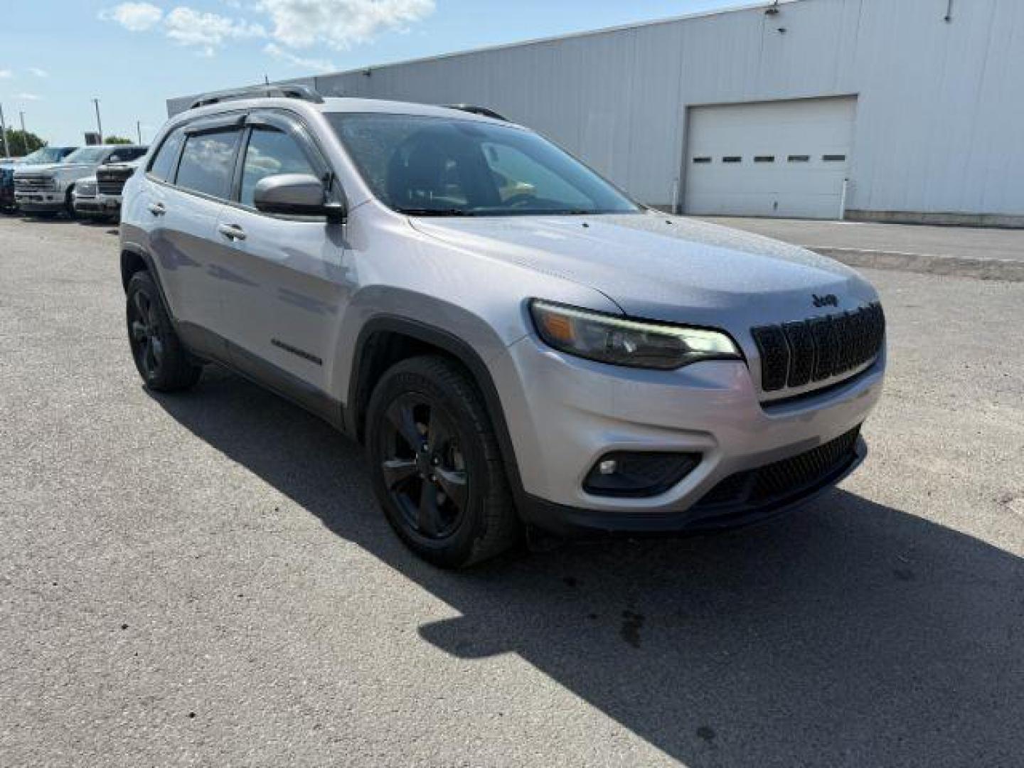 2019 GRAY /Black Jeep Cherokee (1C4PJMLX3KD) with an Pentastar 32L V-6 DOHC engine, Automatic transmission, located at 1175 N Woodruff Ave, Idaho Falls, ID, 83401, 43.506901, -111.999657 - At Timberline Auto, finding a great deal on your next vehicle is always easy! Our experienced sales staff's goal is to help find you the right vehicle at the right price! Our knowledgeable finance department has options for almost any credit score. We offer extended service contract options to prote - Photo#33