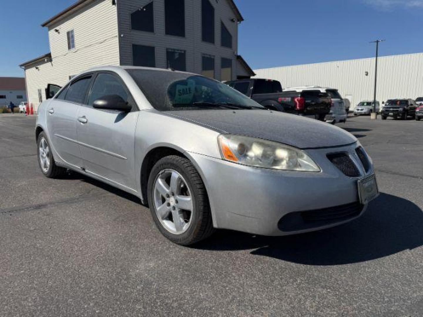 2005 GRAY /Ebony Pontiac G6 (1G2ZH528454) with an 35L V-6 regular unleaded engine, Automatic transmission, located at 1175 N Woodruff Ave, Idaho Falls, ID, 83401, 43.506901, -111.999657 - At Timberline Auto, finding a great deal on your next vehicle is always easy! Our experienced sales staff's goal is to help find you the right vehicle at the right price! Our knowledgeable finance department has options for almost any credit score. We offer extended service contract options to prote - Photo#26