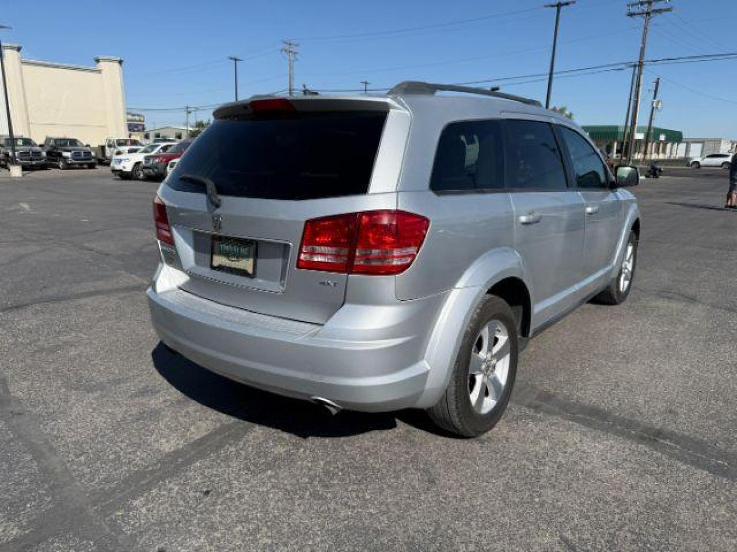 2009 SILVER /Dark Slate Gray/Light Graystone Dodge Journey (3D4GG57V89T) with an 35L V-6 regular unleaded engine, Automatic transmission, located at 1175 N Woodruff Ave, Idaho Falls, ID, 83401, 43.506901, -111.999657 - At Timberline Auto, finding a great deal on your next vehicle is always easy! Our experienced sales staff's goal is to help find you the right vehicle at the right price! Our knowledgeable finance department has options for almost any credit score. We offer extended service contract options to prote - Photo#25