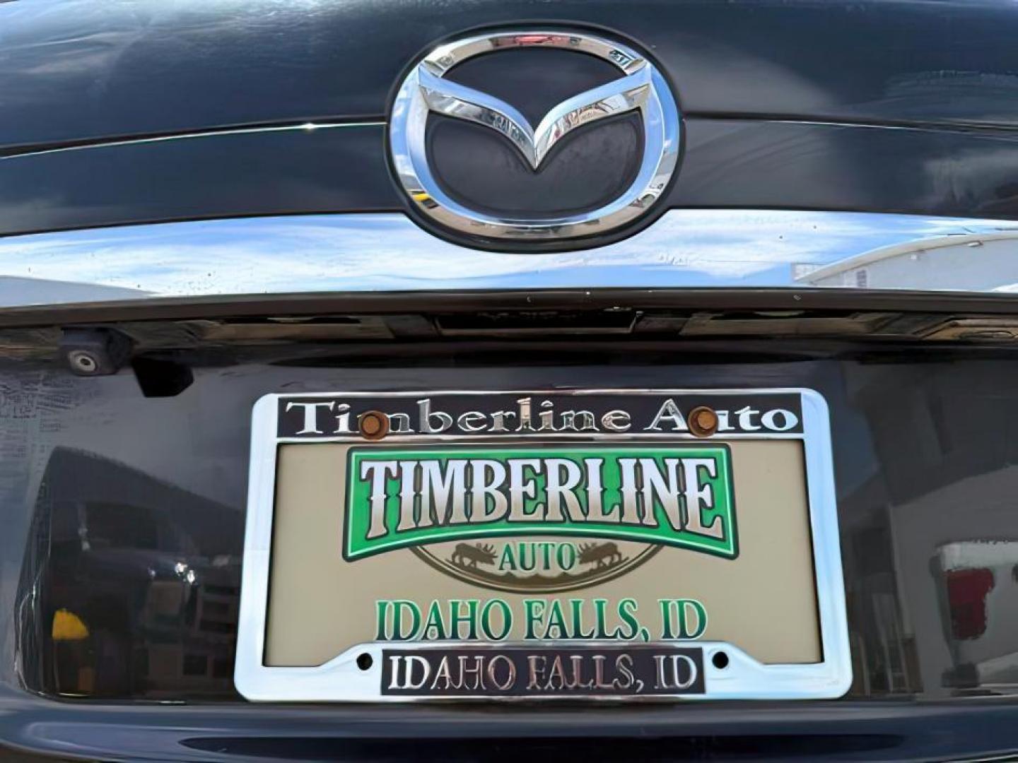 2008 Brilliant Black Clearcoat /Black Mazda CX-9 Grand Touring (JM3TB38A680) with an 3.7L V-6 DOHC engine, AUTOMATIC transmission, located at 1235 N Woodruff Ave., Idaho Falls, 83401, (208) 523-1053, 43.507172, -112.000488 - At Timberline Auto, finding a great deal on your next vehicle is always easy! Our experienced sales staff's goal is to help find you the right vehicle at the right price! Our knowledgeable finance department has options for almost any credit score. We offer extended service contract options to prote - Photo#4