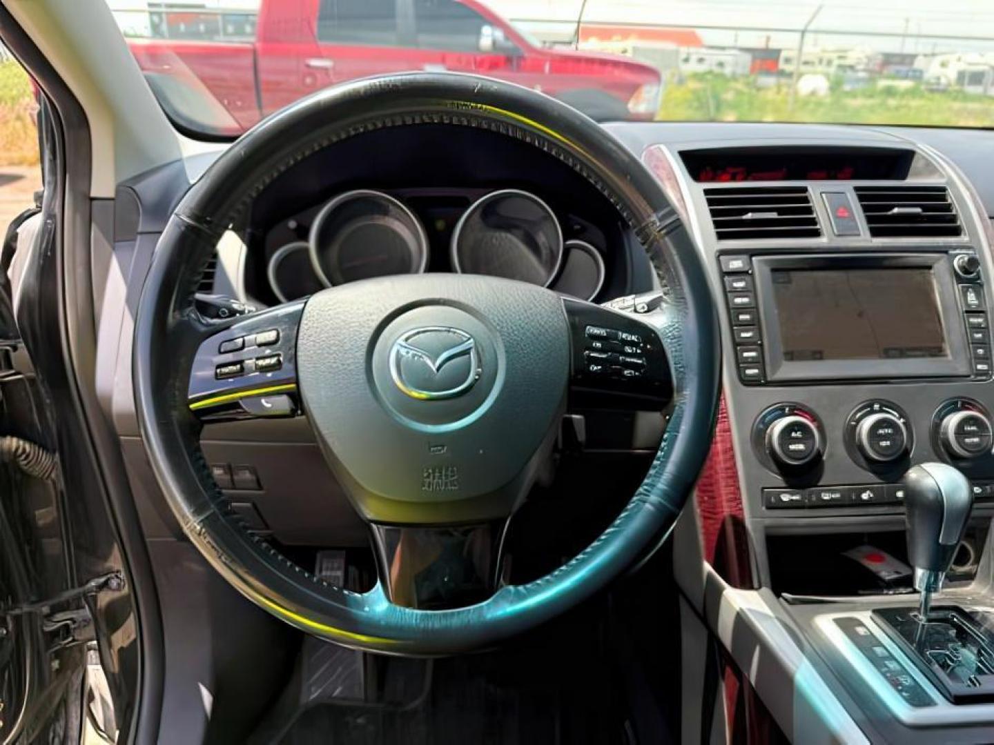2008 Brilliant Black Clearcoat /Black Mazda CX-9 Grand Touring (JM3TB38A680) with an 3.7L V-6 DOHC engine, AUTOMATIC transmission, located at 1235 N Woodruff Ave., Idaho Falls, 83401, (208) 523-1053, 43.507172, -112.000488 - At Timberline Auto, finding a great deal on your next vehicle is always easy! Our experienced sales staff's goal is to help find you the right vehicle at the right price! Our knowledgeable finance department has options for almost any credit score. We offer extended service contract options to prote - Photo#13