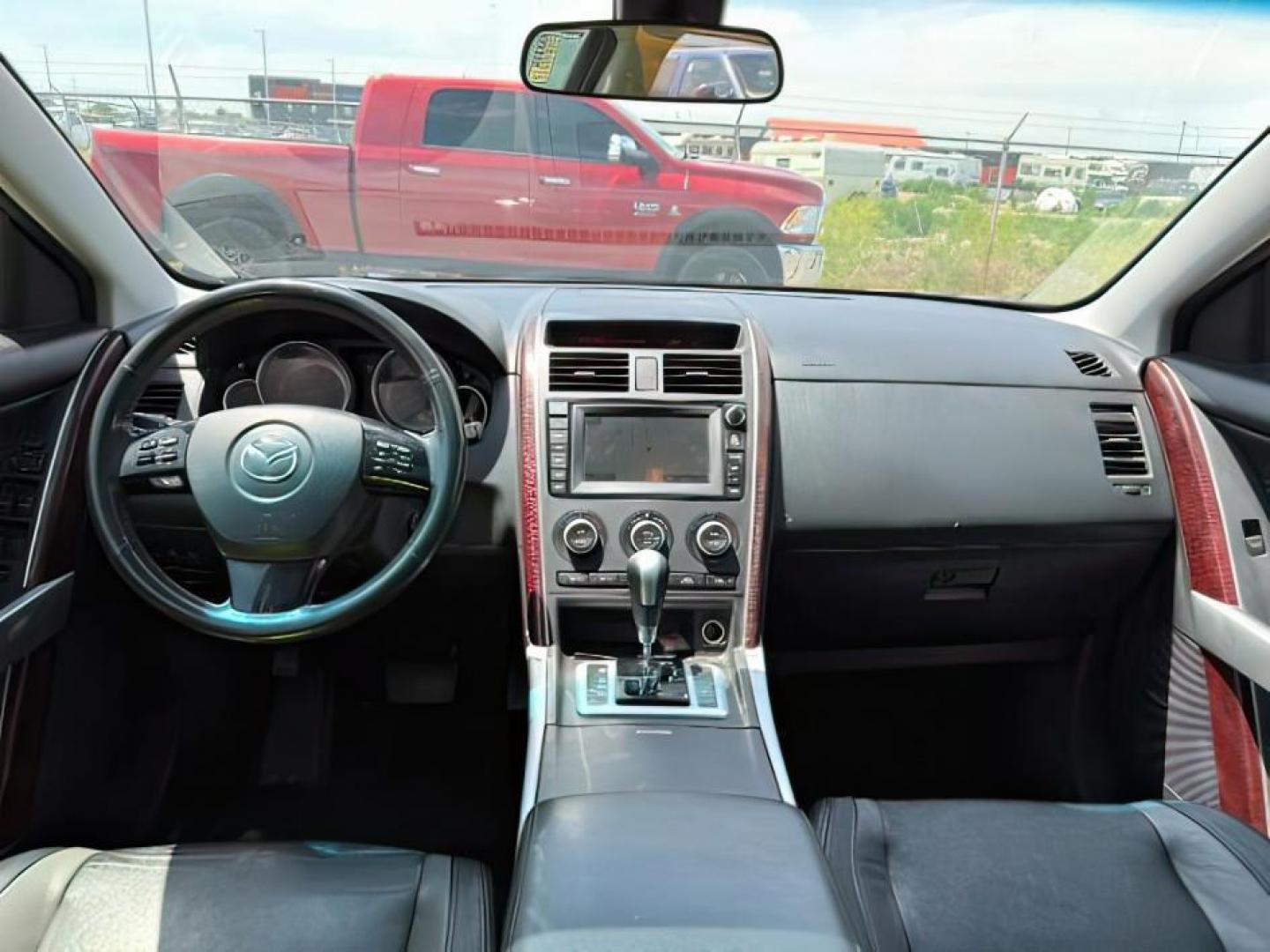 2008 Brilliant Black Clearcoat /Black Mazda CX-9 Grand Touring (JM3TB38A680) with an 3.7L V-6 DOHC engine, AUTOMATIC transmission, located at 1235 N Woodruff Ave., Idaho Falls, 83401, (208) 523-1053, 43.507172, -112.000488 - At Timberline Auto, finding a great deal on your next vehicle is always easy! Our experienced sales staff's goal is to help find you the right vehicle at the right price! Our knowledgeable finance department has options for almost any credit score. We offer extended service contract options to prote - Photo#18