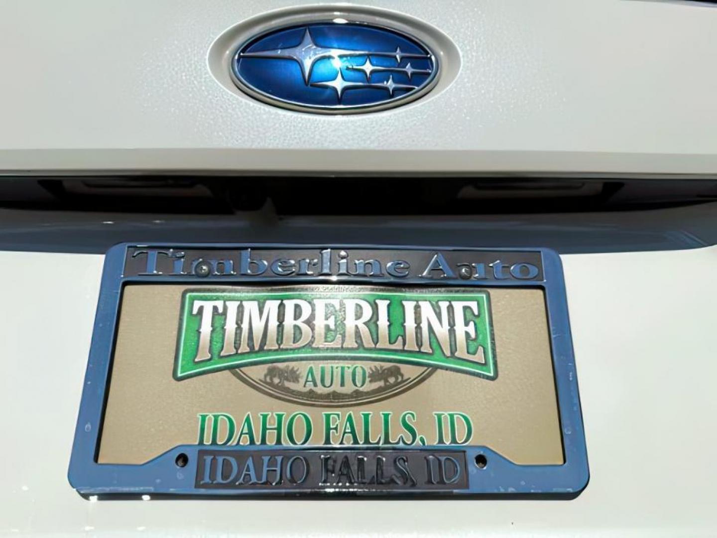 2024 Crystal White Pearl /Black Subaru Crosstrek Premium (JF2GUADC0RH) with an 2L H-4 gasoline direct injection engine, AUTOMATIC transmission, located at 1235 N Woodruff Ave., Idaho Falls, 83401, (208) 523-1053, 43.507172, -112.000488 - At Timberline Auto, finding a great deal on your next vehicle is always easy! Our experienced sales staff's goal is to help find you the right vehicle at the right price! Our knowledgeable finance department has options for almost any credit score. We offer extended service contract options to prote - Photo#4