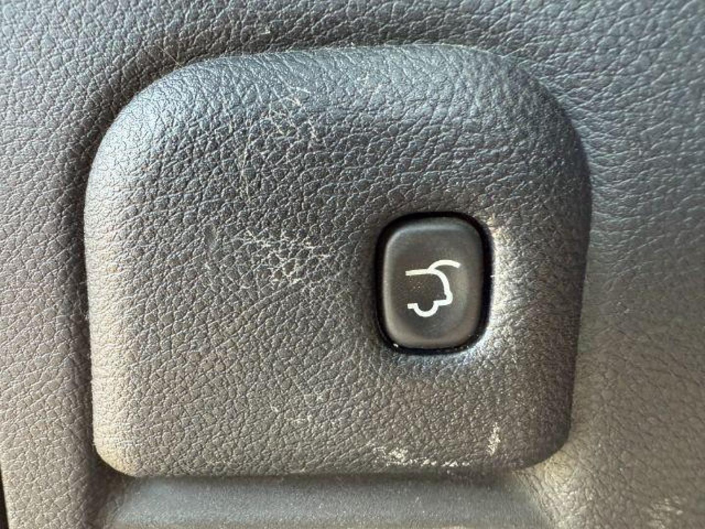 2014 Bright White Clearcoat /Black Jeep Grand Cherokee (1C4RJFBG2EC) with an 36L V-6 DOHC engine, Automatic transmission, located at 1175 N Woodruff Ave, Idaho Falls, ID, 83401, 43.506901, -111.999657 - Photo#31
