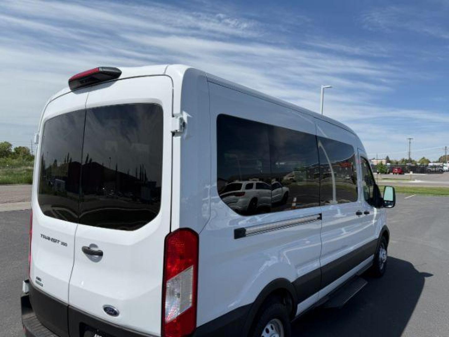 2023 Oxford White /Ebony Ford Transit-350 Passenger Van XL (1FBAX9CG1PK) with an EcoBoost 3.5L V-6 gasoline direct injection engine, AUTOMATIC transmission, located at 1235 N Woodruff Ave., Idaho Falls, 83401, (208) 523-1053, 43.507172, -112.000488 - At Timberline Auto, finding a great deal on your next vehicle is always easy! Our experienced sales staff's goal is to help find you the right vehicle at the right price! Our knowledgeable finance department has options for almost any credit score. We offer extended service contract options to prote - Photo#6