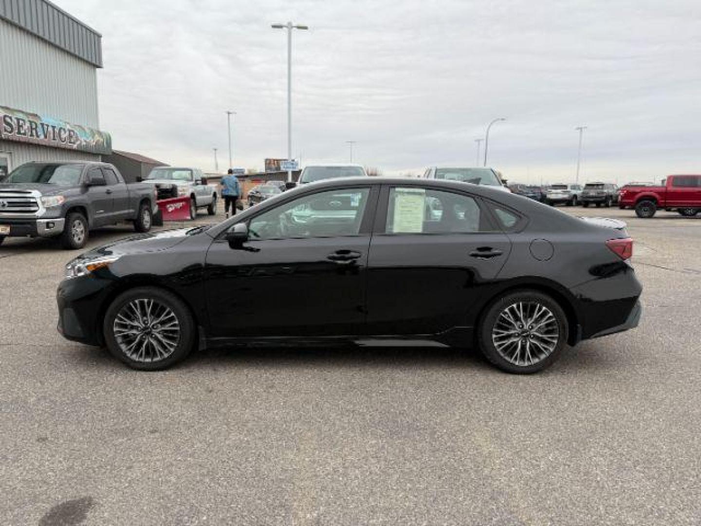 2024 BLACK /Black KIA Forte (3KPF54AD1RE) with an 2L I-4 DOHC engine, Automatic transmission, located at 1175 N Woodruff Ave, Idaho Falls, ID, 83401, 43.506901, -111.999657 - At Timberline Auto, finding a great deal on your next vehicle is always easy! Our experienced sales staff's goal is to help find you the right vehicle at the right price! Our knowledgeable finance department has options for almost any credit score. We offer extended service contract options to prote - Photo#24