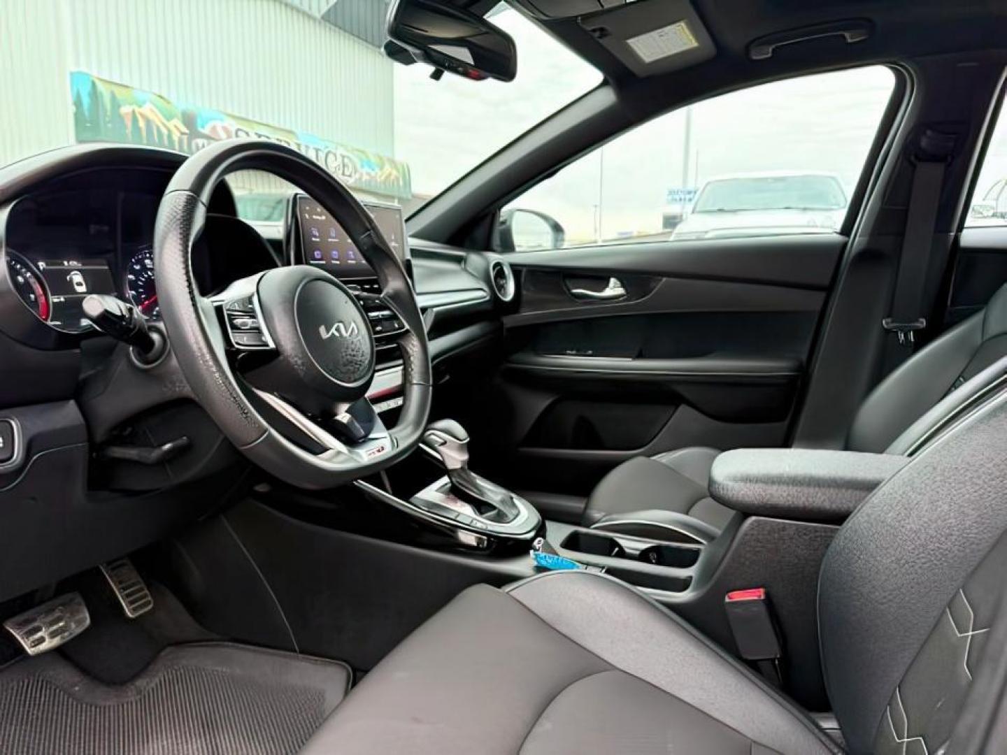 2024 BLACK /Black KIA Forte (3KPF54AD1RE) with an 2L I-4 DOHC engine, Automatic transmission, located at 1175 N Woodruff Ave, Idaho Falls, ID, 83401, 43.506901, -111.999657 - At Timberline Auto, finding a great deal on your next vehicle is always easy! Our experienced sales staff's goal is to help find you the right vehicle at the right price! Our knowledgeable finance department has options for almost any credit score. We offer extended service contract options to prote - Photo#12