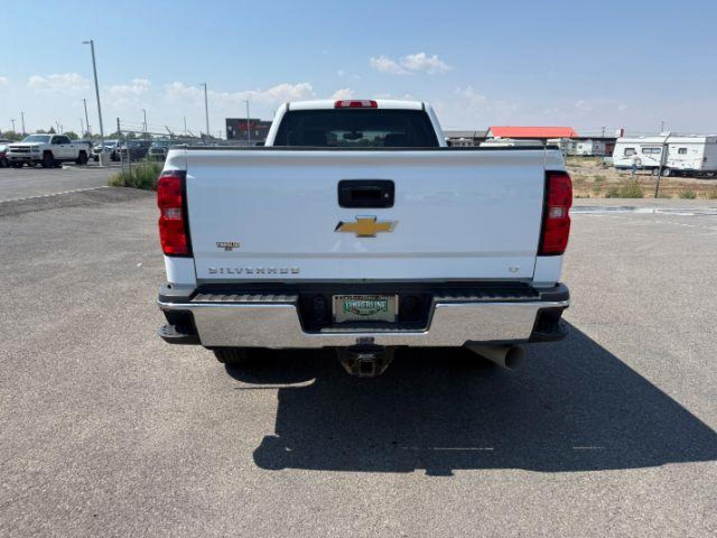2019 Summit White /Jet Black Chevrolet Silverado 3500HD (1GC4KWCY8KF) with an 66L DURAMAX engine, Automatic transmission, located at 1175 N Woodruff Ave, Idaho Falls, ID, 83401, 43.506901, -111.999657 - At Timberline Auto, finding a great deal on your next vehicle is always easy! Our experienced sales staff's goal is to help find you the right vehicle at the right price! Our knowledgeable finance department has options for almost any credit score. We offer extended service contract options to prote - Photo#23