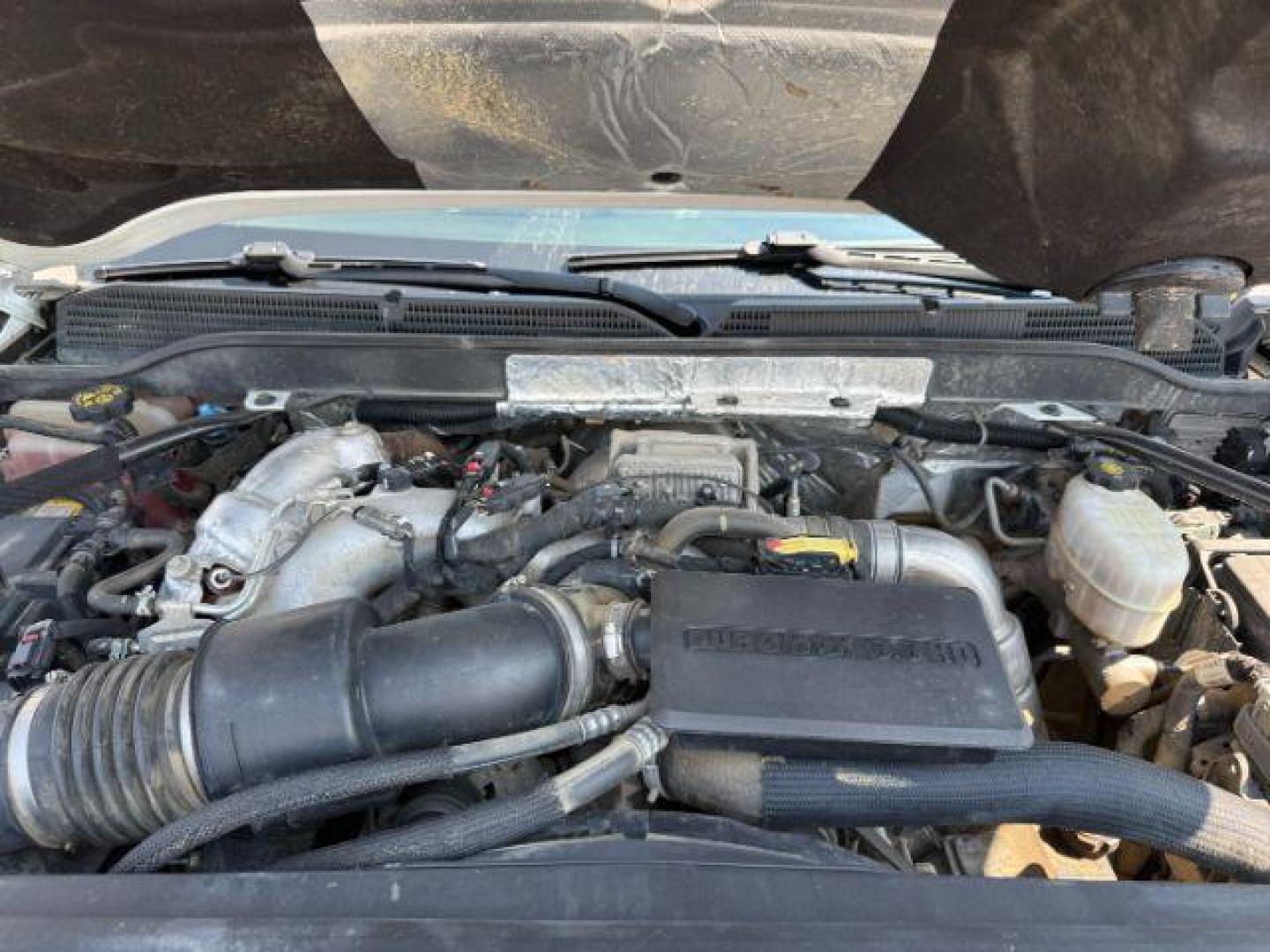 2019 Summit White /Jet Black Chevrolet Silverado 3500HD (1GC4KWCY8KF) with an 66L DURAMAX engine, Automatic transmission, located at 1175 N Woodruff Ave, Idaho Falls, ID, 83401, 43.506901, -111.999657 - At Timberline Auto, finding a great deal on your next vehicle is always easy! Our experienced sales staff's goal is to help find you the right vehicle at the right price! Our knowledgeable finance department has options for almost any credit score. We offer extended service contract options to prote - Photo#39