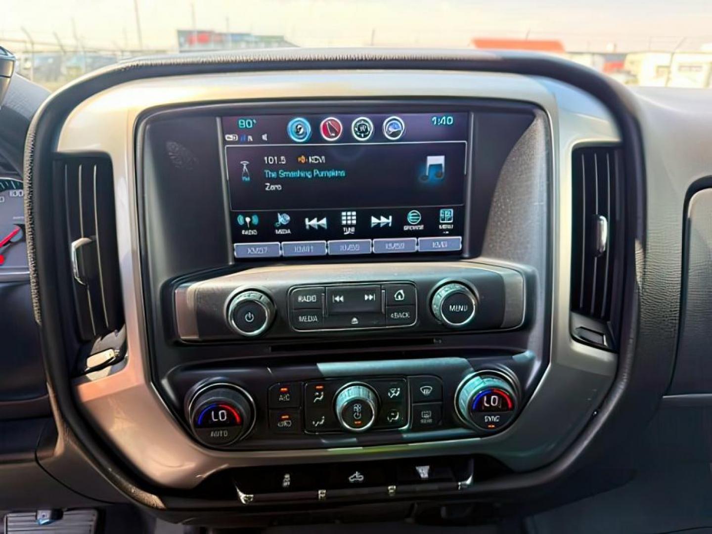 2019 Summit White /Jet Black Chevrolet Silverado 3500HD (1GC4KWCY8KF) with an 66L DURAMAX engine, Automatic transmission, located at 1175 N Woodruff Ave, Idaho Falls, ID, 83401, 43.506901, -111.999657 - At Timberline Auto, finding a great deal on your next vehicle is always easy! Our experienced sales staff's goal is to help find you the right vehicle at the right price! Our knowledgeable finance department has options for almost any credit score. We offer extended service contract options to prote - Photo#13