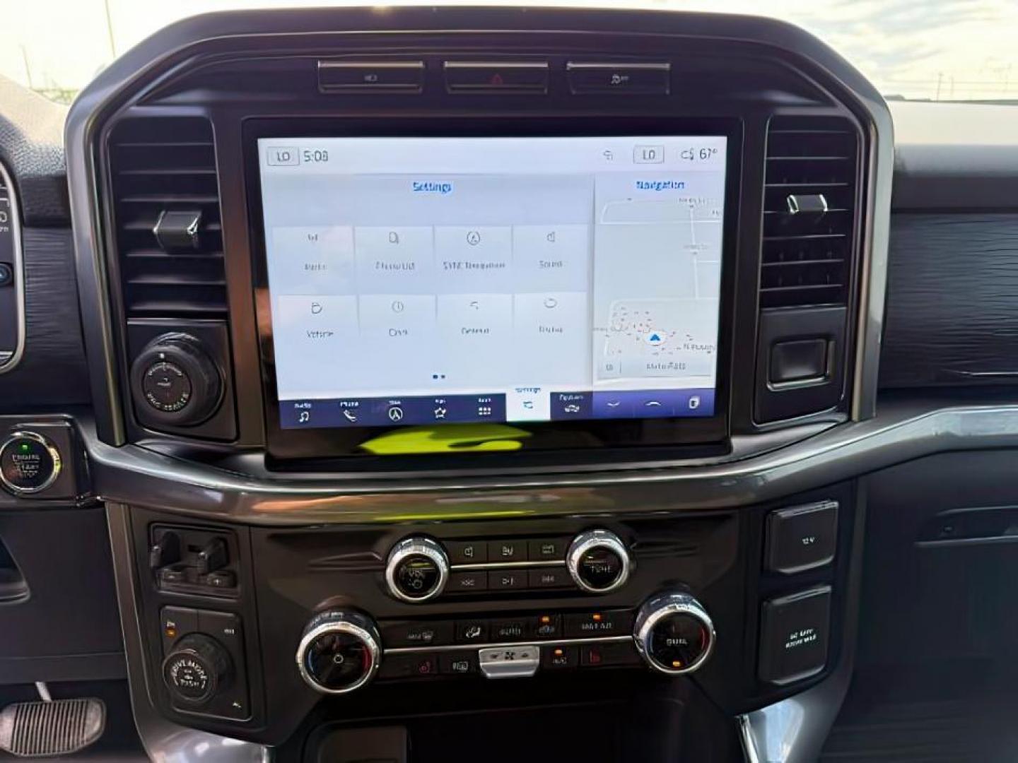 2023 Iconic Silver Metallic /Black w/Medium Dark Slate Ford F-150 (1FTFW1E88PF) with an 35L V-6 portdirect injection engine, Automatic transmission, located at 1175 N Woodruff Ave, Idaho Falls, ID, 83401, 43.506901, -111.999657 - At Timberline Auto, finding a great deal on your next vehicle is always easy! Our experienced sales staff's goal is to help find you the right vehicle at the right price! Our knowledgeable finance department has options for almost any credit score. We offer extended service contract options to prote - Photo#14