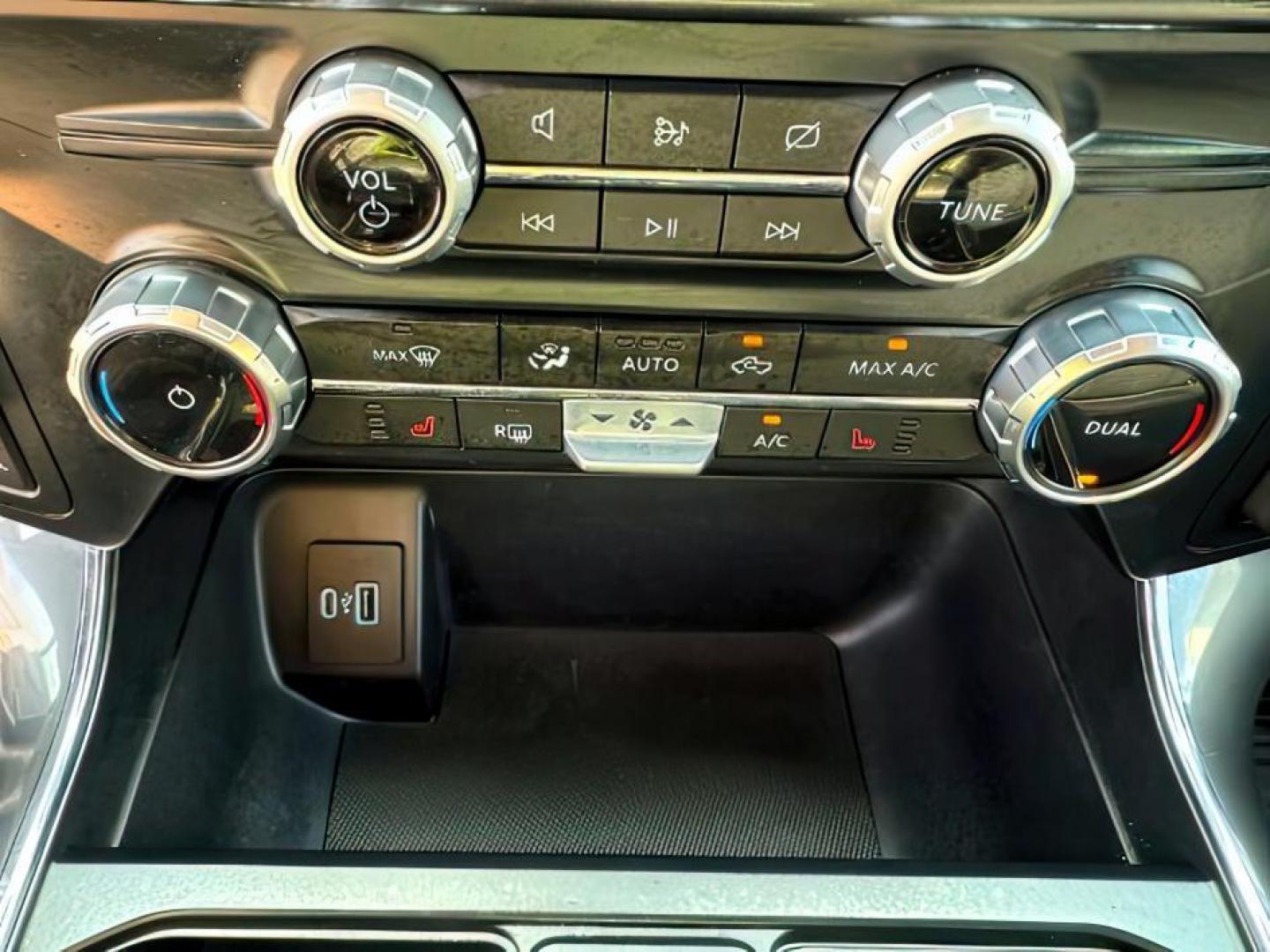 2023 Iconic Silver Metallic /Black w/Medium Dark Slate Ford F-150 (1FTFW1E88PF) with an 35L V-6 portdirect injection engine, Automatic transmission, located at 1175 N Woodruff Ave, Idaho Falls, ID, 83401, 43.506901, -111.999657 - At Timberline Auto, finding a great deal on your next vehicle is always easy! Our experienced sales staff's goal is to help find you the right vehicle at the right price! Our knowledgeable finance department has options for almost any credit score. We offer extended service contract options to prote - Photo#16