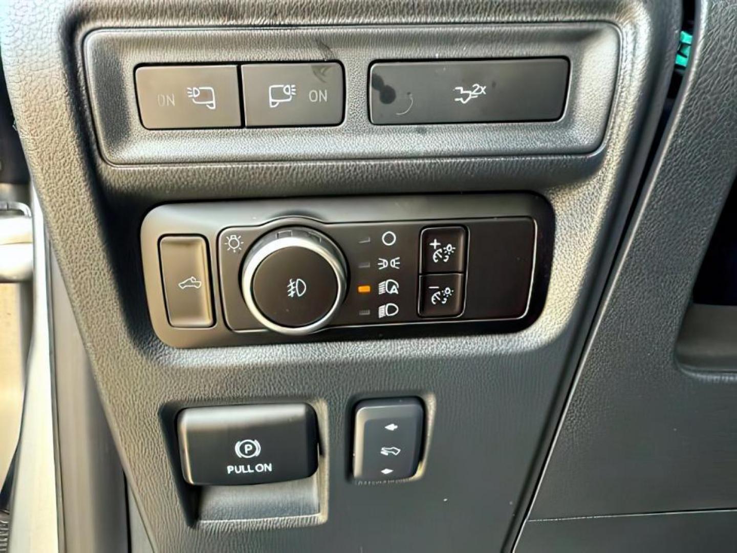 2023 Iconic Silver Metallic /Black w/Medium Dark Slate Ford F-150 (1FTFW1E88PF) with an 35L V-6 portdirect injection engine, Automatic transmission, located at 1175 N Woodruff Ave, Idaho Falls, ID, 83401, 43.506901, -111.999657 - At Timberline Auto, finding a great deal on your next vehicle is always easy! Our experienced sales staff's goal is to help find you the right vehicle at the right price! Our knowledgeable finance department has options for almost any credit score. We offer extended service contract options to prote - Photo#18