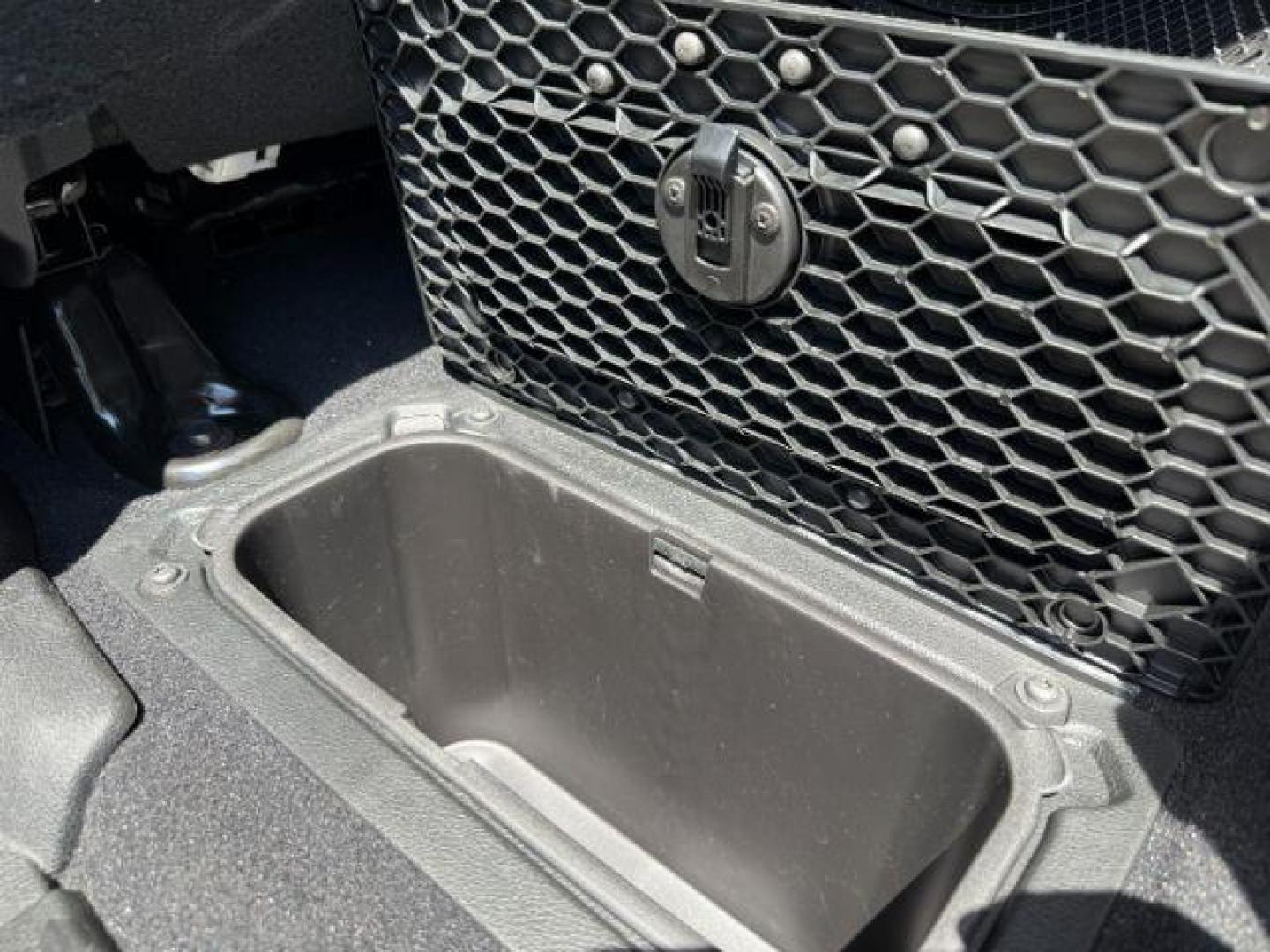 2022 Diamond Black Crystal Pearlcoat /Diesel Gray/Black Ram 2500 Big Horn Crew Cab 4x4 6'4 Box (3C6UR5DL5NG) with an Cummins 6.7L I-6 diesel direct injection engine, AUTOMATIC transmission, located at 1235 N Woodruff Ave., Idaho Falls, 83401, (208) 523-1053, 43.507172, -112.000488 - At Timberline Auto, finding a great deal on your next vehicle is always easy! Our experienced sales staff's goal is to help find you the right vehicle at the right price! Our knowledgeable finance department has options for almost any credit score. We offer extended service contract options to prote - Photo#23