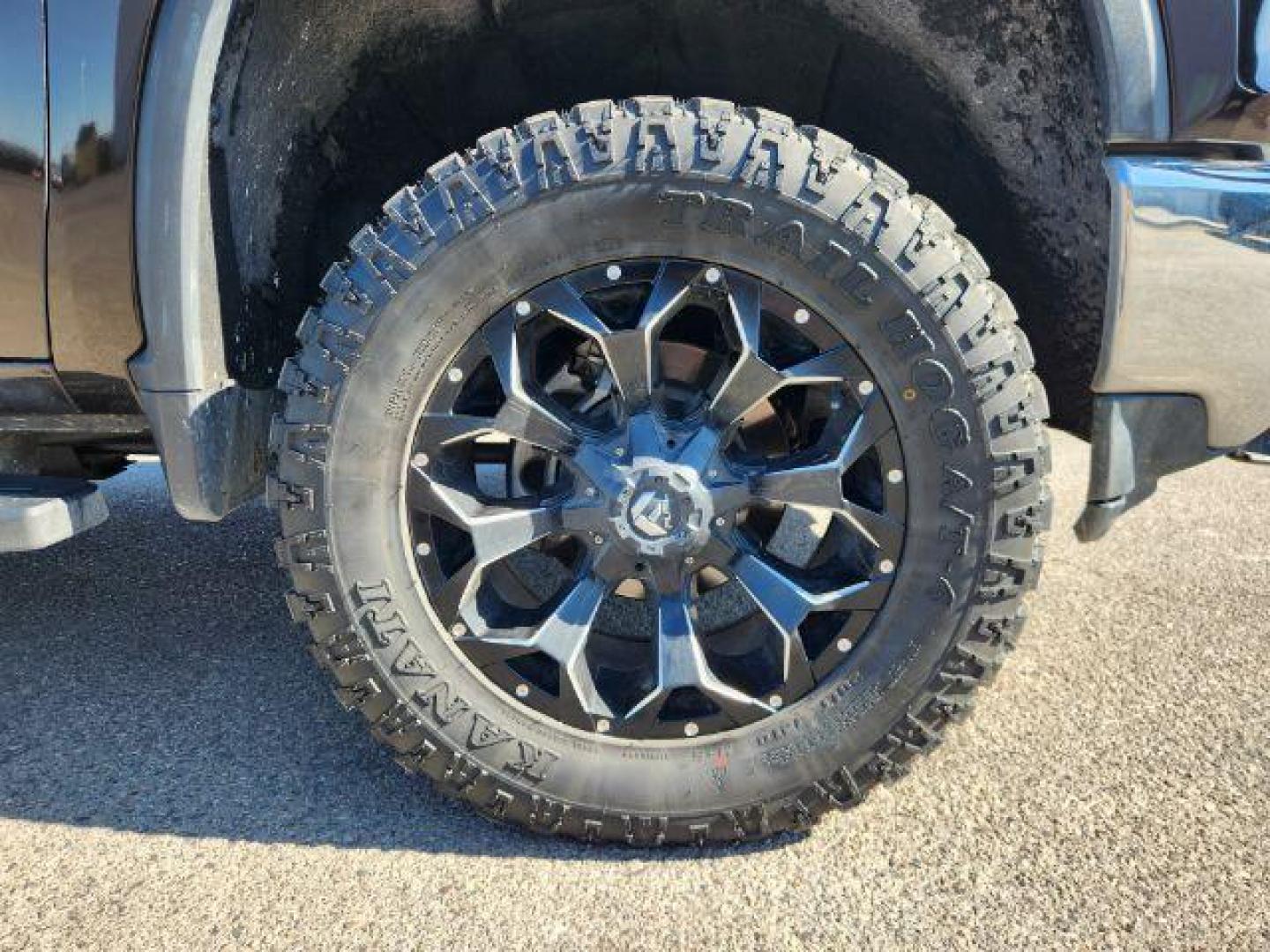 2020 BLACK /LEATHER Chevrolet Silverado 2500HD (1GC4YPEY3LF) with an 66 engine, Automatic transmission, located at 1175 N Woodruff Ave, Idaho Falls, ID, 83401, 43.506901, -111.999657 - At Timberline Auto, finding a great deal on your next vehicle is always easy! Our experienced sales staff's goal is to help find you the right vehicle at the right price! Our knowledgeable finance department has options for almost any credit score. We offer extended service contract options to prote - Photo#32