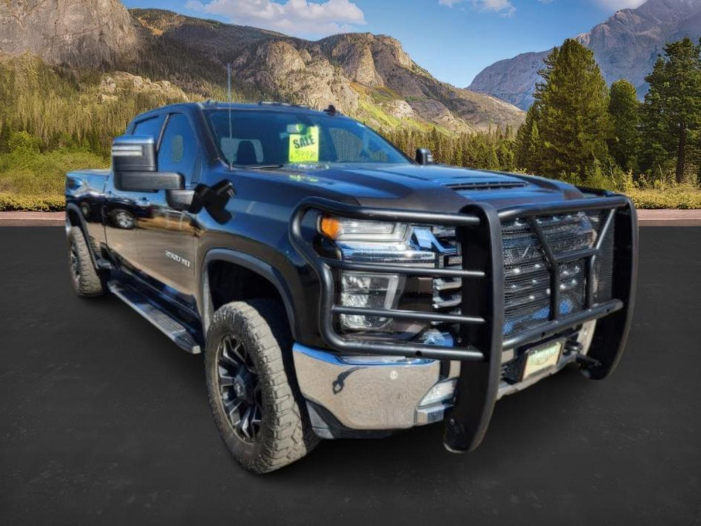 2020 BLACK /LEATHER Chevrolet Silverado 2500HD (1GC4YPEY3LF) with an 66 engine, Automatic transmission, located at 1175 N Woodruff Ave, Idaho Falls, ID, 83401, 43.506901, -111.999657 - At Timberline Auto, finding a great deal on your next vehicle is always easy! Our experienced sales staff's goal is to help find you the right vehicle at the right price! Our knowledgeable finance department has options for almost any credit score. We offer extended service contract options to prote - Photo#5
