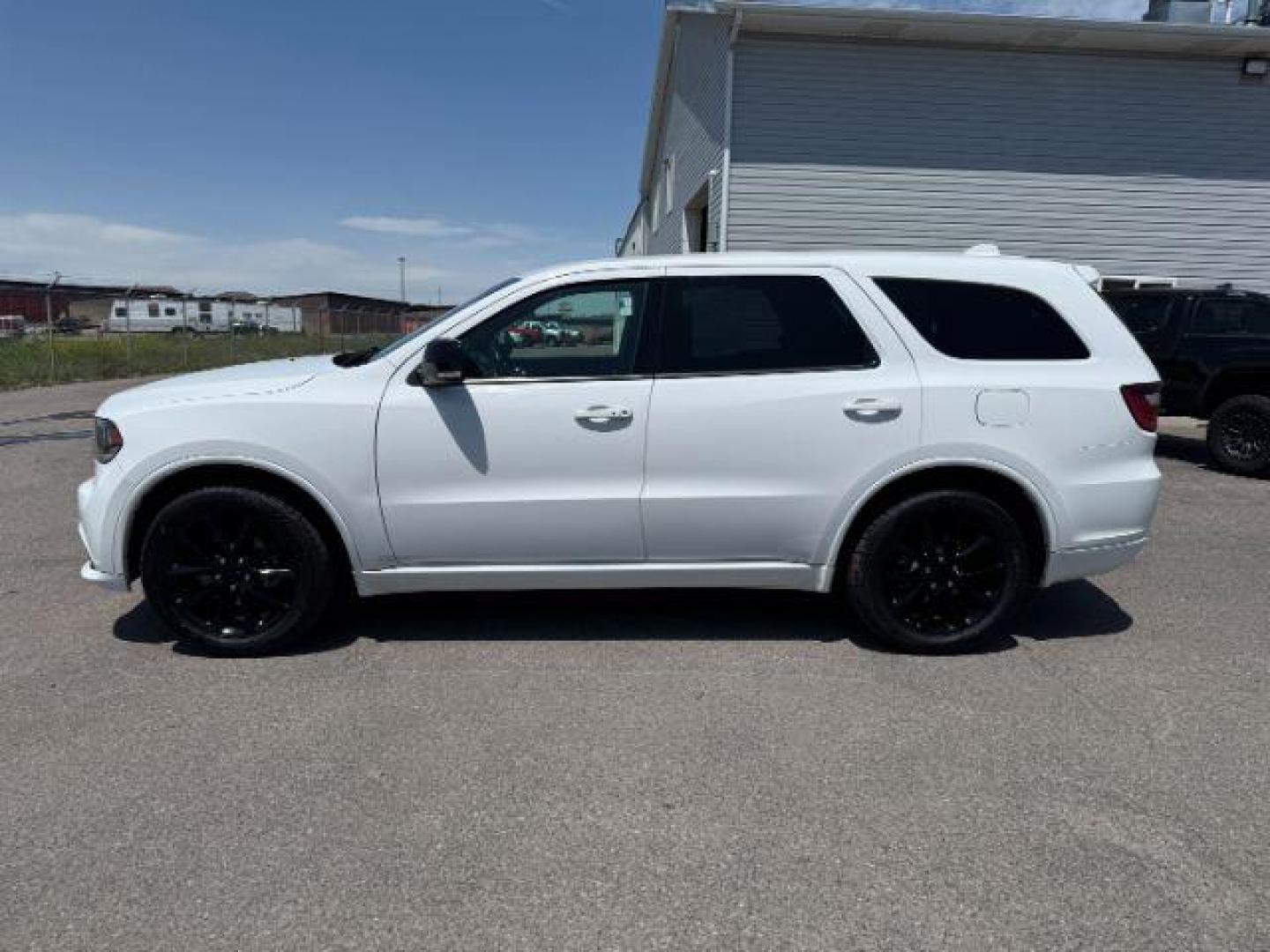 2018 Vice White /Black Dodge Durango GT AWD (1C4RDJDG1JC) with an Pentastar 3.6L V-6 DOHC engine, AUTOMATIC transmission, located at 1235 N Woodruff Ave., Idaho Falls, 83401, (208) 523-1053, 43.507172, -112.000488 - At Timberline Auto, finding a great deal on your next vehicle is always easy! Our experienced sales staff's goal is to help find you the right vehicle at the right price! Our knowledgeable finance department has options for almost any credit score. We offer extended service contract options to prote - Photo#1