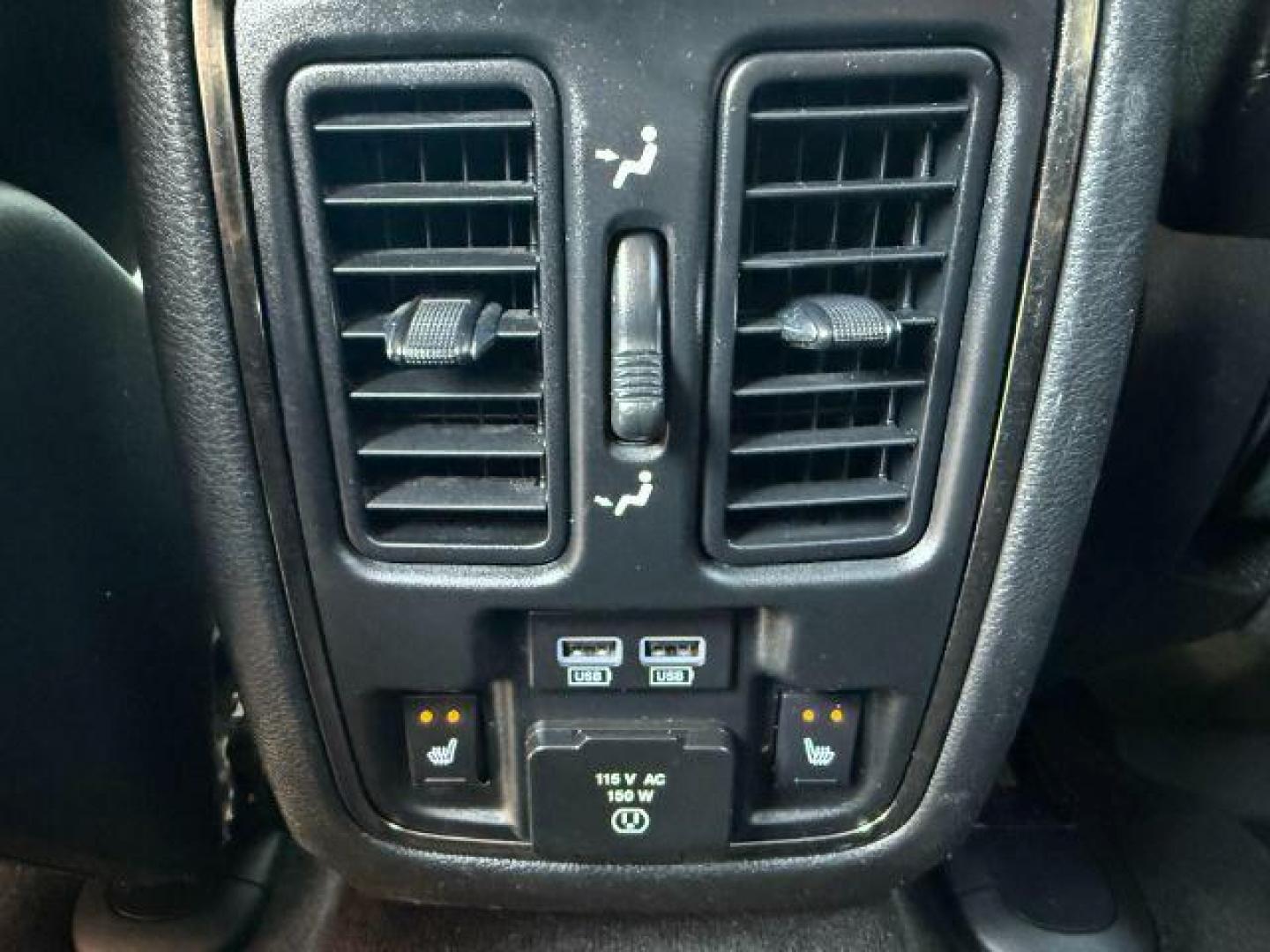 2018 Vice White /Black Dodge Durango GT AWD (1C4RDJDG1JC) with an Pentastar 3.6L V-6 DOHC engine, AUTOMATIC transmission, located at 1235 N Woodruff Ave., Idaho Falls, 83401, (208) 523-1053, 43.507172, -112.000488 - At Timberline Auto, finding a great deal on your next vehicle is always easy! Our experienced sales staff's goal is to help find you the right vehicle at the right price! Our knowledgeable finance department has options for almost any credit score. We offer extended service contract options to prote - Photo#19