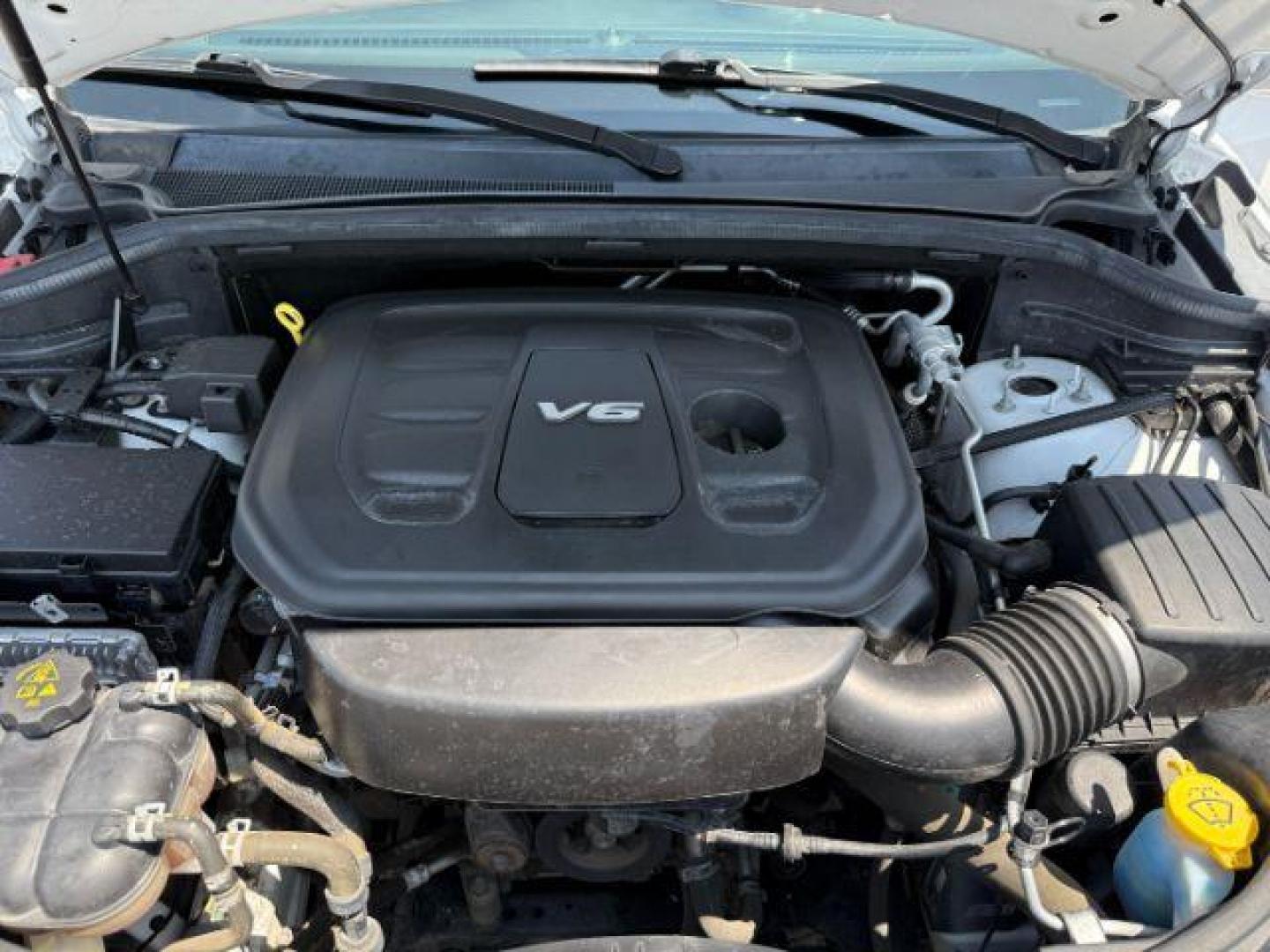 2018 Vice White /Black Dodge Durango GT AWD (1C4RDJDG1JC) with an Pentastar 3.6L V-6 DOHC engine, AUTOMATIC transmission, located at 1235 N Woodruff Ave., Idaho Falls, 83401, (208) 523-1053, 43.507172, -112.000488 - At Timberline Auto, finding a great deal on your next vehicle is always easy! Our experienced sales staff's goal is to help find you the right vehicle at the right price! Our knowledgeable finance department has options for almost any credit score. We offer extended service contract options to prote - Photo#21