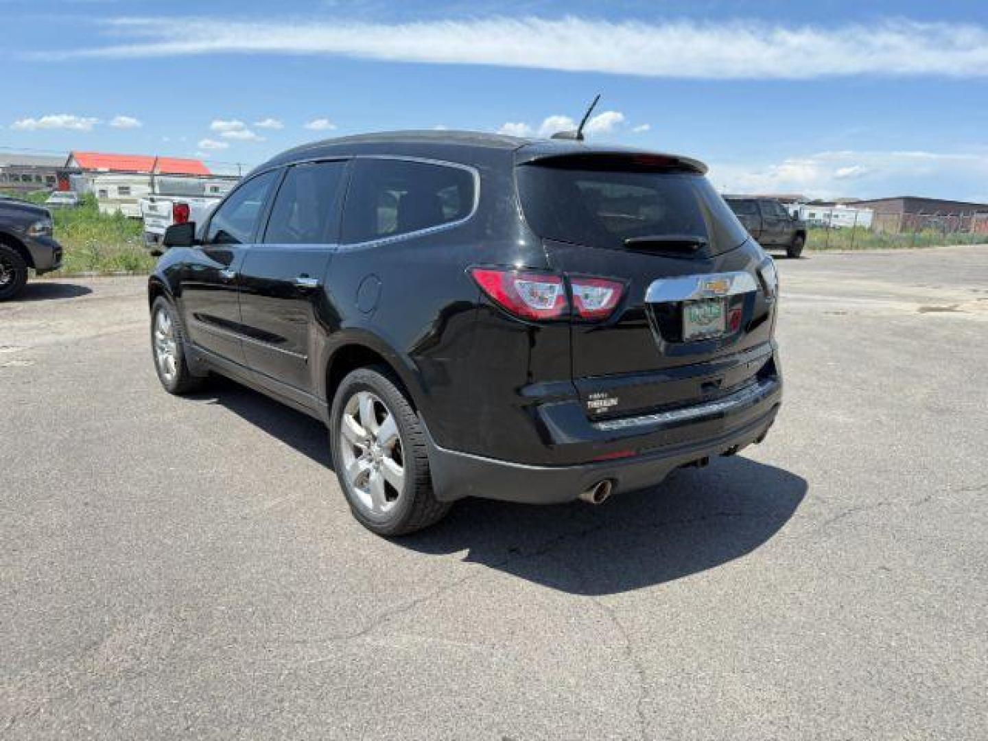 2016 Mosaic Black Metallic /Ebony Chevrolet Traverse LTZ (1GNKVJKD9GJ) with an 3.6L V-6 gasoline direct injection engine, AUTOMATIC transmission, located at 1235 N Woodruff Ave., Idaho Falls, 83401, (208) 523-1053, 43.507172, -112.000488 - At Timberline Auto, finding a great deal on your next vehicle is always easy! Our experienced sales staff's goal is to help find you the right vehicle at the right price! Our knowledgeable finance department has options for almost any credit score. We offer extended service contract options to prote - Photo#27