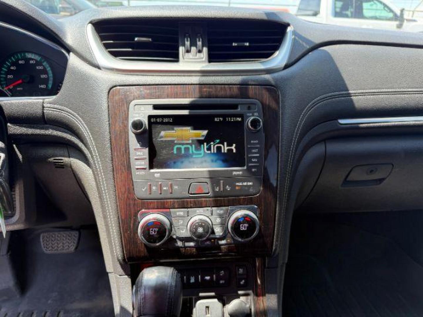 2016 Mosaic Black Metallic /Ebony Chevrolet Traverse LTZ (1GNKVJKD9GJ) with an 3.6L V-6 gasoline direct injection engine, AUTOMATIC transmission, located at 1235 N Woodruff Ave., Idaho Falls, 83401, (208) 523-1053, 43.507172, -112.000488 - At Timberline Auto, finding a great deal on your next vehicle is always easy! Our experienced sales staff's goal is to help find you the right vehicle at the right price! Our knowledgeable finance department has options for almost any credit score. We offer extended service contract options to prote - Photo#40