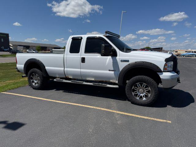 photo of 2007 Ford Super Duty F-350 SRW XLT