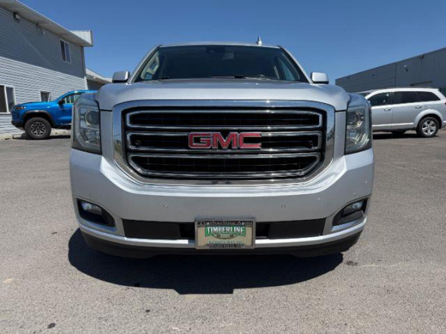 2019 SILVER /Cocoa/Dune GMC Yukon XL SLT (1GKS2GKC0KR) with an EcoTec3 5.3L V-8 gasoline direct injection engine, AUTOMATIC transmission, located at 1235 N Woodruff Ave., Idaho Falls, 83401, (208) 523-1053, 43.507172, -112.000488 - At Timberline Auto, finding a great deal on your next vehicle is always easy! Our experienced sales staff's goal is to help find you the right vehicle at the right price! Our knowledgeable finance department has options for almost any credit score. We offer extended service contract options to prote - Photo#37