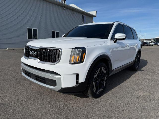 photo of 2024 Kia Telluride EX