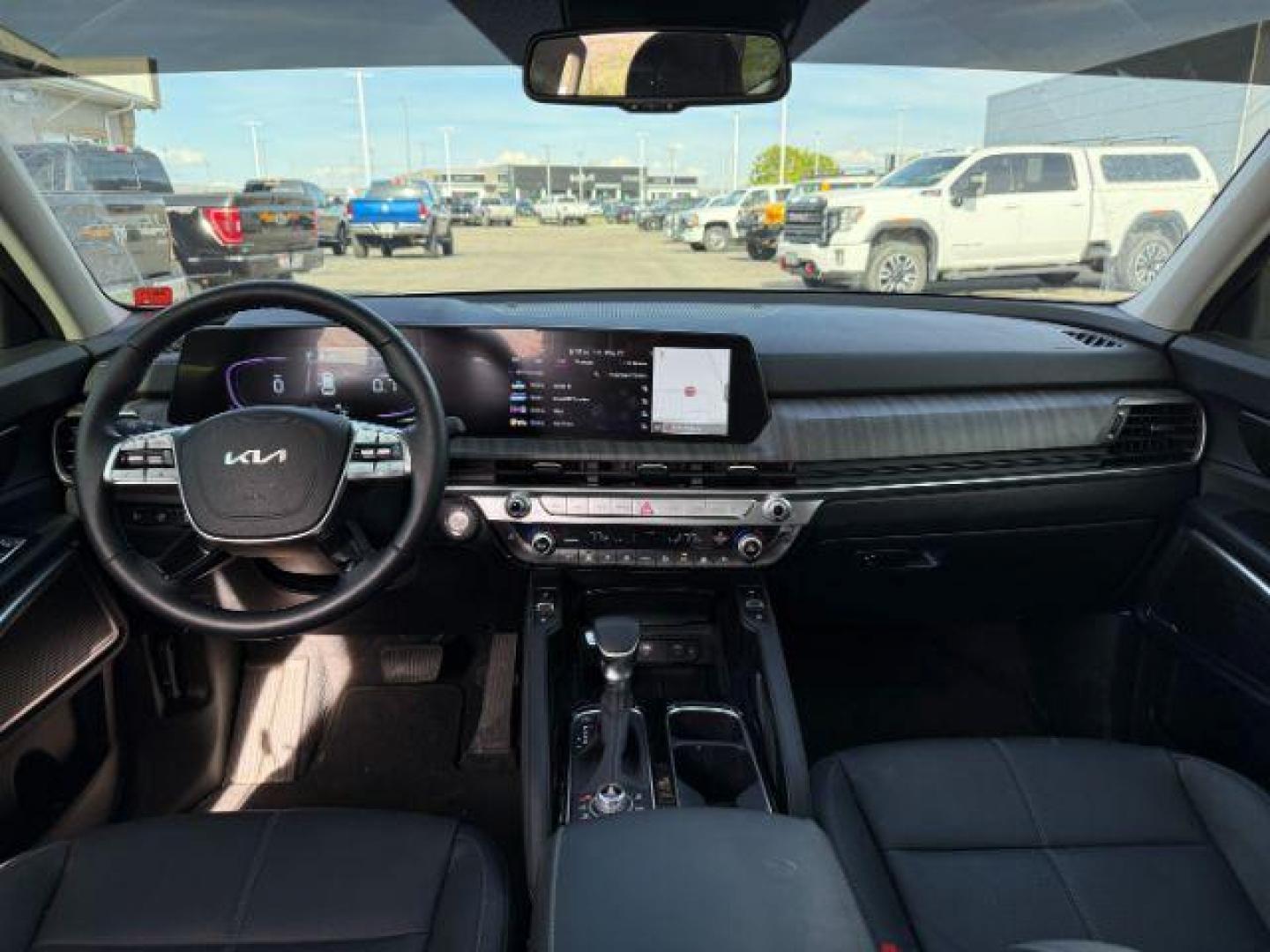 2024 WHITE /Black Kia Telluride EX (5XYP3DGCXRG) with an LAMBDA II 3.8L V-6 gasoline direct injection engine, AUTOMATIC transmission, located at 1235 N Woodruff Ave., Idaho Falls, 83401, (208) 523-1053, 43.507172, -112.000488 - At Timberline Auto, finding a great deal on your next vehicle is always easy! Our experienced sales staff's goal is to help find you the right vehicle at the right price! Our knowledgeable finance department has options for almost any credit score. We offer extended service contract options to prote - Photo#23