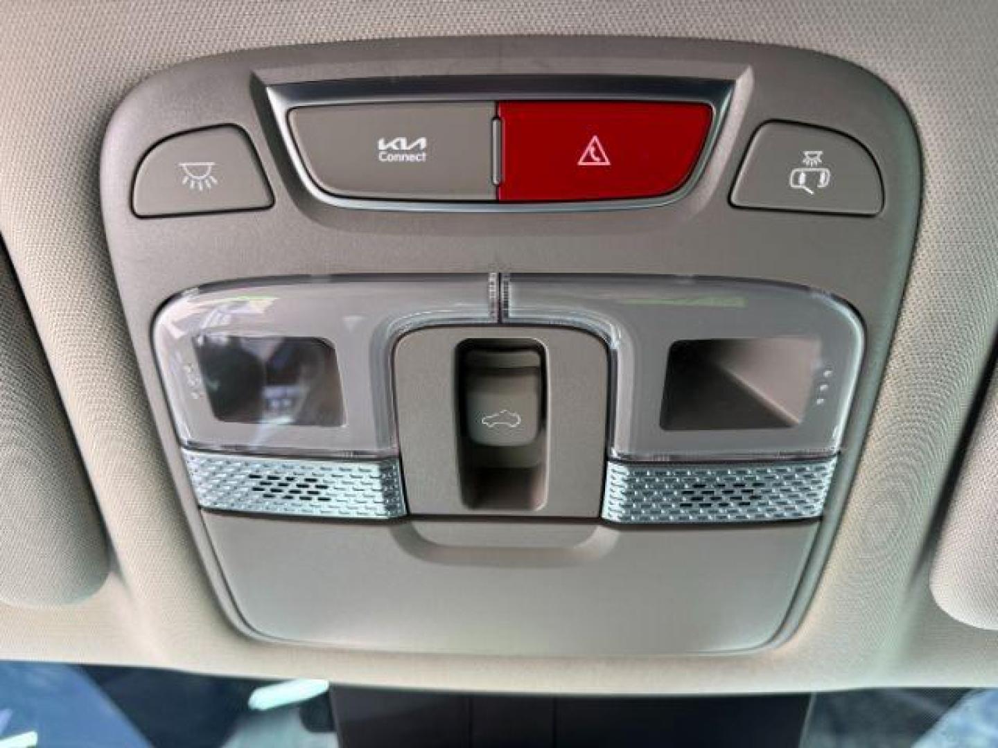 2024 Glacial White Pearl /Black Kia Telluride EX (5XYP3DGCXRG) with an LAMBDA II 3.8L V-6 gasoline direct injection engine, AUTOMATIC transmission, located at 1235 N Woodruff Ave., Idaho Falls, 83401, (208) 523-1053, 43.507172, -112.000488 - At Timberline Auto, finding a great deal on your next vehicle is always easy! Our experienced sales staff's goal is to help find you the right vehicle at the right price! Our knowledgeable finance department has options for almost any credit score. We offer extended service contract options to prote - Photo#48