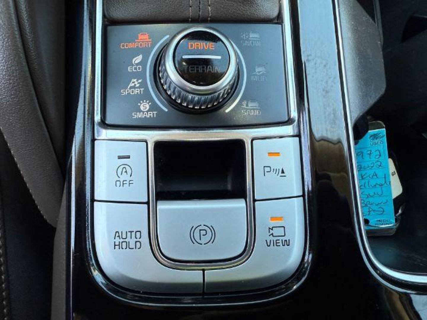 2022 BROWN /Brown Kia Telluride SX (5XYP5DHC8NG) with an LAMBDA II 3.8L V-6 gasoline direct injection engine, AUTOMATIC transmission, located at 1235 N Woodruff Ave., Idaho Falls, 83401, (208) 523-1053, 43.507172, -112.000488 - Photo#20