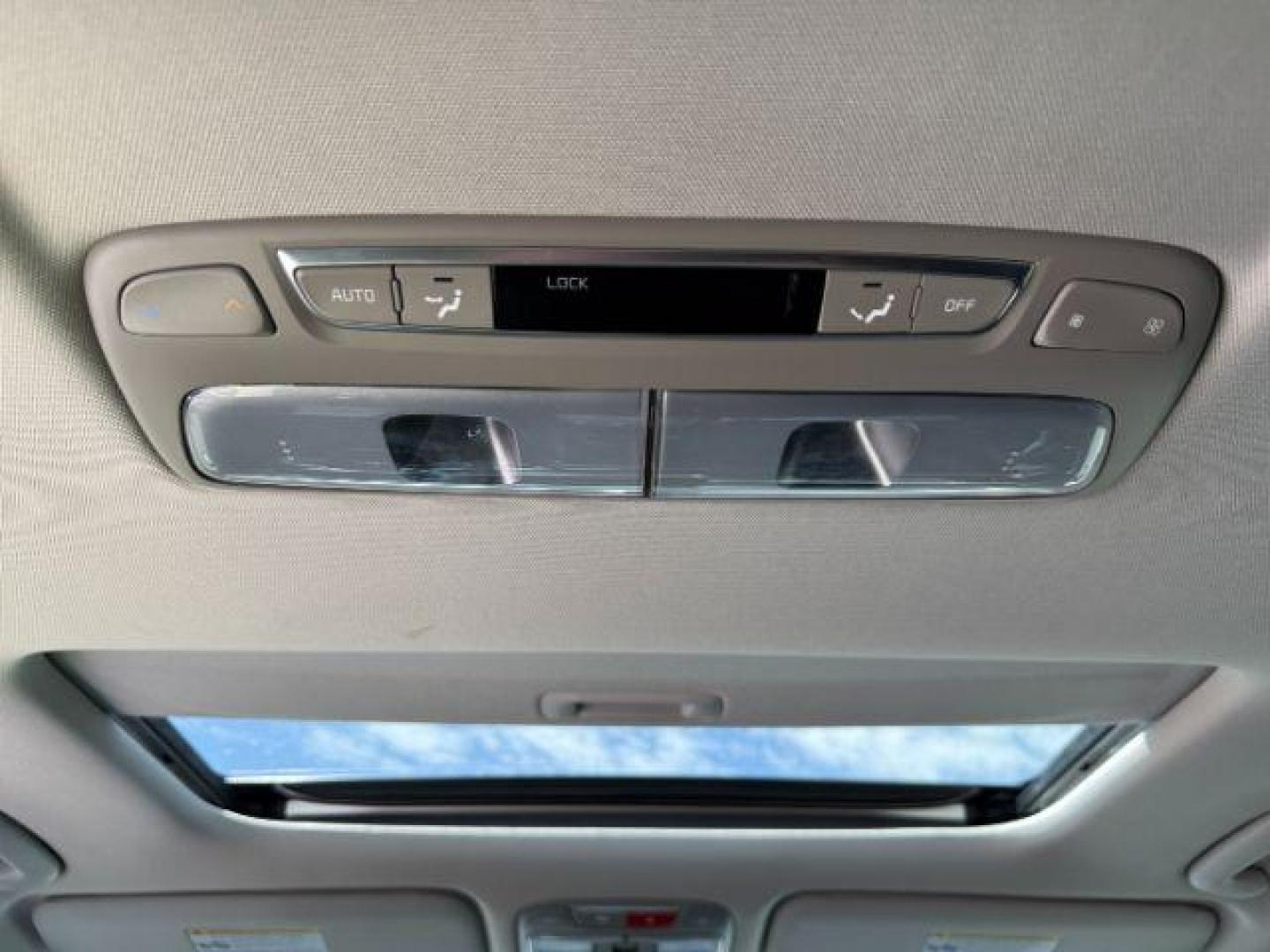 2022 Glacial White Pearl /Black KIA Telluride (5XYP5DHC8NG) with an LAMBDA II 38L V-6 gasoline direct injection engine, Automatic transmission, located at 1175 N Woodruff Ave, Idaho Falls, ID, 83401, 43.506901, -111.999657 - At Timberline Auto, finding a great deal on your next vehicle is always easy! Our experienced sales staff's goal is to help find you the right vehicle at the right price! Our knowledgeable finance department has options for almost any credit score. We offer extended service contract options to prote - Photo#53