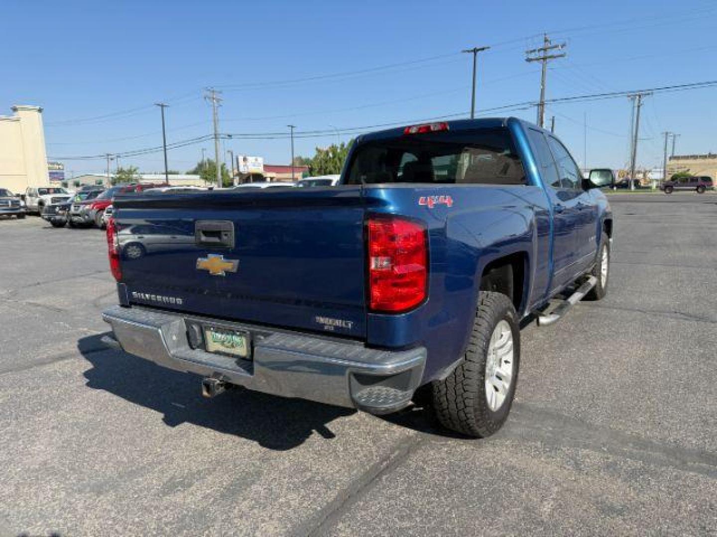 2015 BLUE /Jet Black Chevrolet Silverado 1500 (1GCVKREC8FZ) with an 53 VORTEC engine, Automatic transmission, located at 1175 N Woodruff Ave, Idaho Falls, ID, 83401, 43.506901, -111.999657 - At Timberline Auto, finding a great deal on your next vehicle is always easy! Our experienced sales staff's goal is to help find you the right vehicle at the right price! Our knowledgeable finance department has options for almost any credit score. We offer extended service contract options to prote - Photo#26