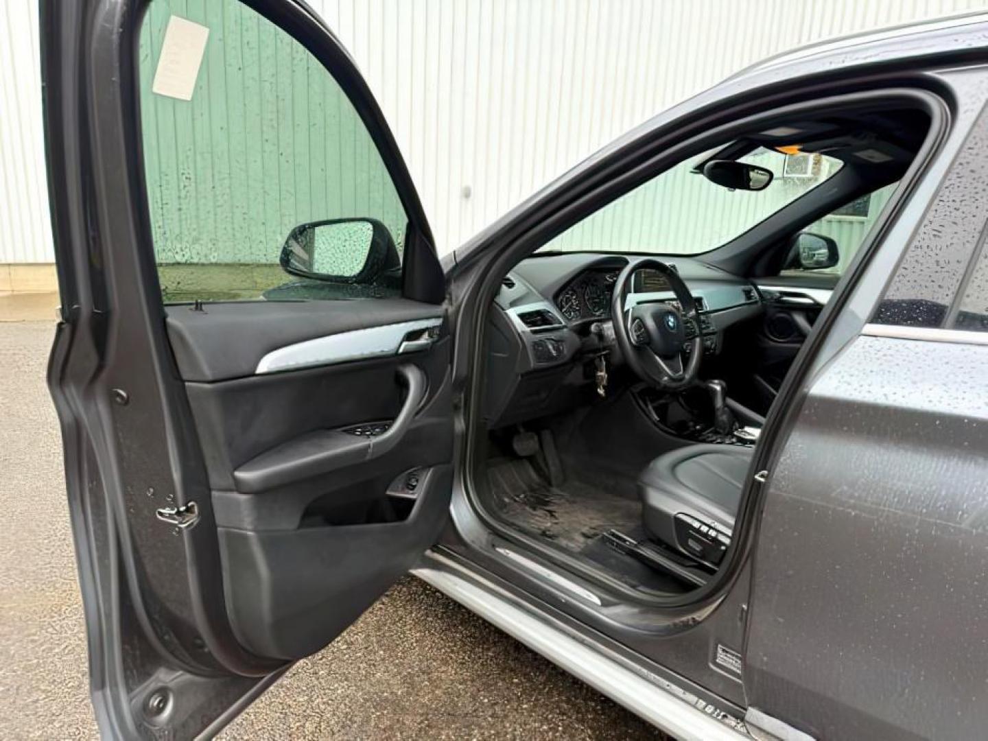2016 BLACK /Black BMW X1 xDrive28i (WBXHT3C3XG5) with an 2L I-4 gasoline direct injection engine, AUTOMATIC transmission, located at 1235 N Woodruff Ave., Idaho Falls, 83401, (208) 523-1053, 43.507172, -112.000488 - At Timberline Auto, finding a great deal on your next vehicle is always easy! Our experienced sales staff's goal is to help find you the right vehicle at the right price! Our knowledgeable finance department has options for almost any credit score. We offer extended service contract options to prote - Photo#13