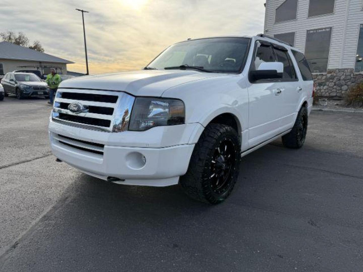2012 WHITE /CLOTH Ford Expedition (1FMJU2A59CE) with an 54L engine, Automatic transmission, located at 1175 N Woodruff Ave, Idaho Falls, ID, 83401, 43.506901, -111.999657 - At Timberline Auto, finding a great deal on your next vehicle is always easy! Our experienced sales staff's goal is to help find you the right vehicle at the right price! Our knowledgeable finance department has options for almost any credit score. We offer extended service contract options to prote - Photo#24