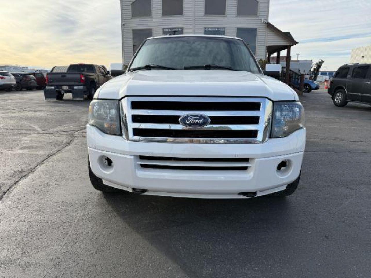 2012 WHITE /CLOTH Ford Expedition (1FMJU2A59CE) with an 54L engine, Automatic transmission, located at 1175 N Woodruff Ave, Idaho Falls, ID, 83401, 43.506901, -111.999657 - At Timberline Auto, finding a great deal on your next vehicle is always easy! Our experienced sales staff's goal is to help find you the right vehicle at the right price! Our knowledgeable finance department has options for almost any credit score. We offer extended service contract options to prote - Photo#33