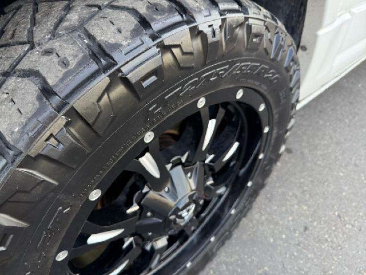 2012 WHITE /CLOTH Ford Expedition (1FMJU2A59CE) with an 54L engine, Automatic transmission, located at 1175 N Woodruff Ave, Idaho Falls, ID, 83401, 43.506901, -111.999657 - At Timberline Auto, finding a great deal on your next vehicle is always easy! Our experienced sales staff's goal is to help find you the right vehicle at the right price! Our knowledgeable finance department has options for almost any credit score. We offer extended service contract options to prote - Photo#34