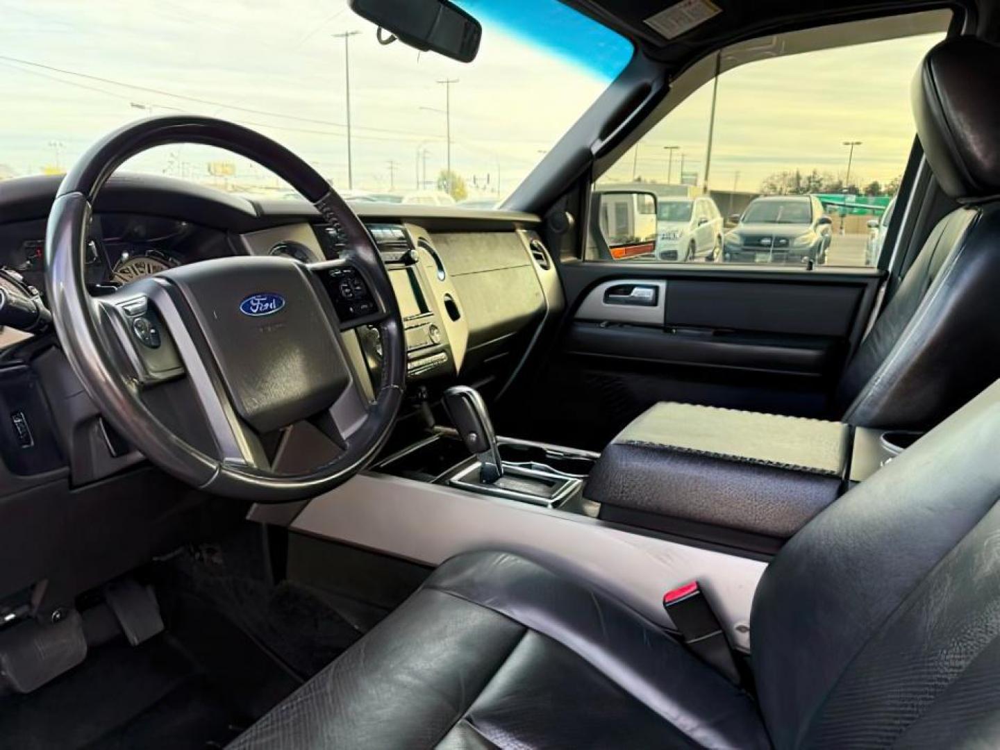 2012 WHITE /CLOTH Ford Expedition (1FMJU2A59CE) with an 54L engine, Automatic transmission, located at 1175 N Woodruff Ave, Idaho Falls, ID, 83401, 43.506901, -111.999657 - At Timberline Auto, finding a great deal on your next vehicle is always easy! Our experienced sales staff's goal is to help find you the right vehicle at the right price! Our knowledgeable finance department has options for almost any credit score. We offer extended service contract options to prote - Photo#13