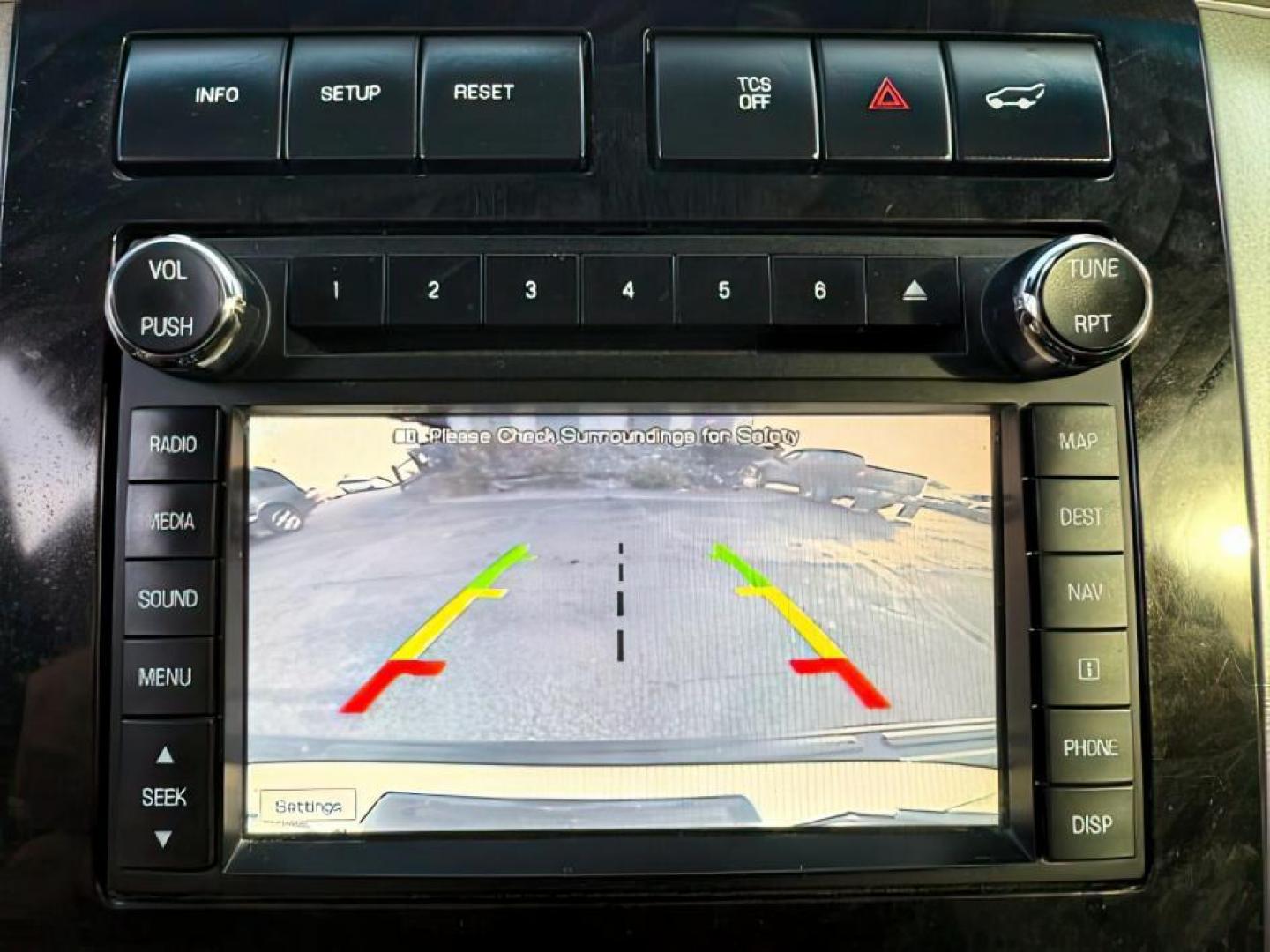 2012 WHITE /CLOTH Ford Expedition (1FMJU2A59CE) with an 54L engine, Automatic transmission, located at 1175 N Woodruff Ave, Idaho Falls, ID, 83401, 43.506901, -111.999657 - At Timberline Auto, finding a great deal on your next vehicle is always easy! Our experienced sales staff's goal is to help find you the right vehicle at the right price! Our knowledgeable finance department has options for almost any credit score. We offer extended service contract options to prote - Photo#16