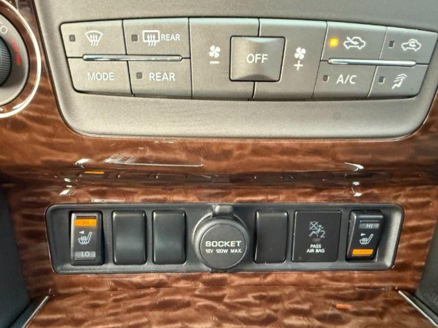 2017 Brilliant Silver /Charcoal Nissan Armada (JN8AY2NC9H9) with an Endurance 56L V-8 gasoline direct injection engine, Automatic transmission, located at 1175 N Woodruff Ave, Idaho Falls, ID, 83401, 43.506901, -111.999657 - Photo#20